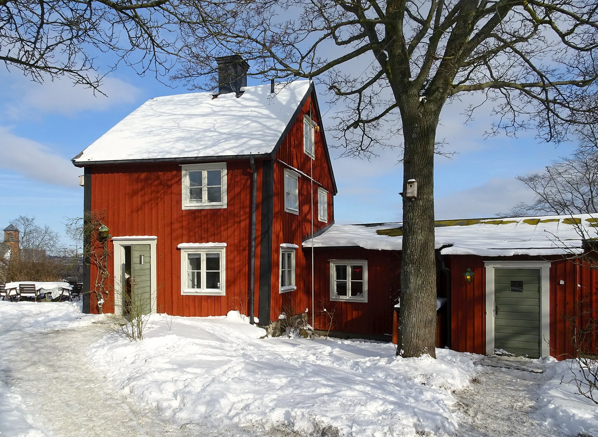 Photo showing: Gamla Lundagatan 14, även kallat Titzens fåfänga eller Ensamma huset, är ett bostadshus vid Gamla Lundagatan 14 på Skinnarviksberget på Södermalm i Stockholm.