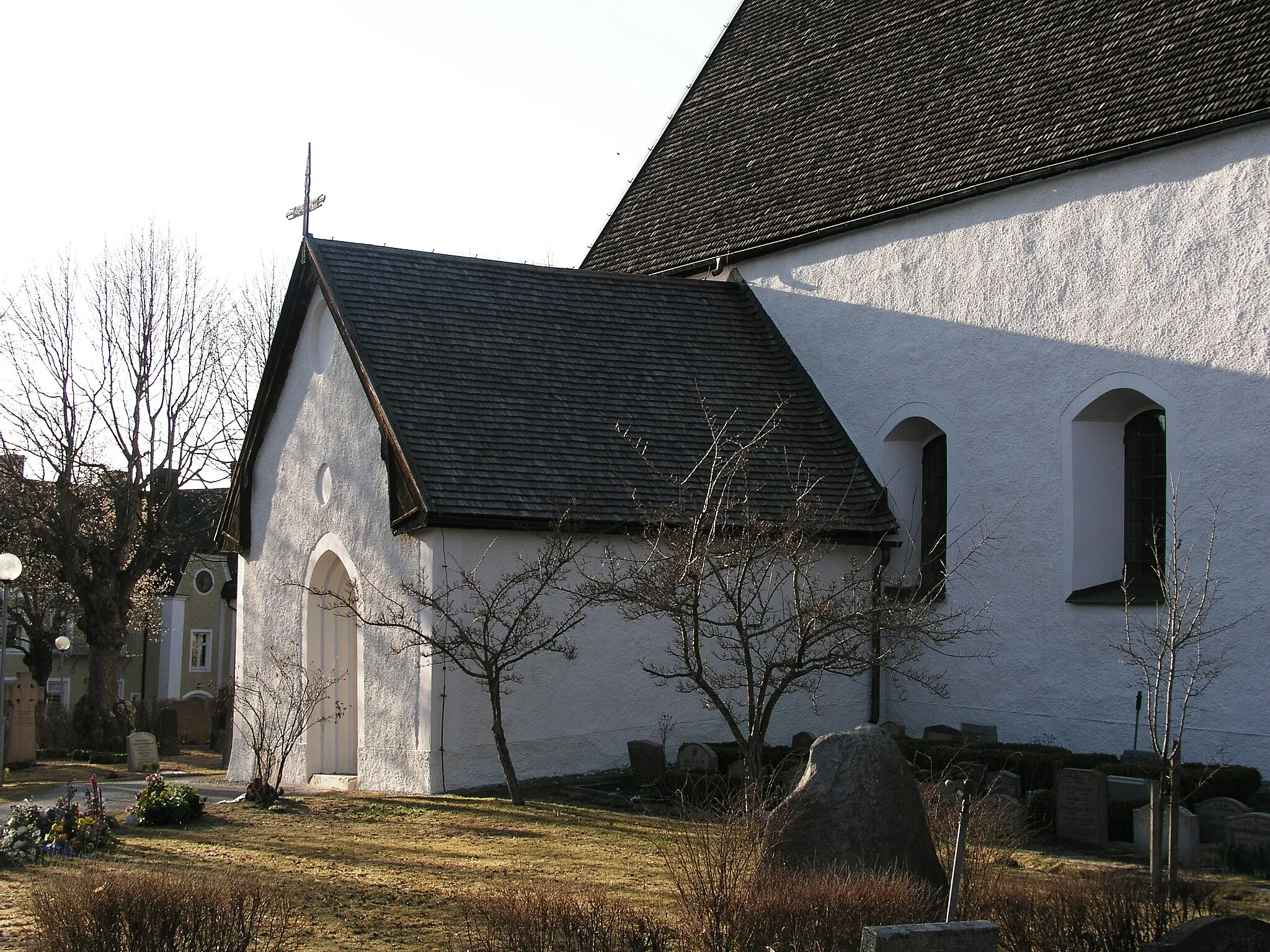 Photo showing: Täby kyrka, Diocese of Stockholm.

The photo was taken the 15th of April 2006 by Håkan Svensson (Xauxa).