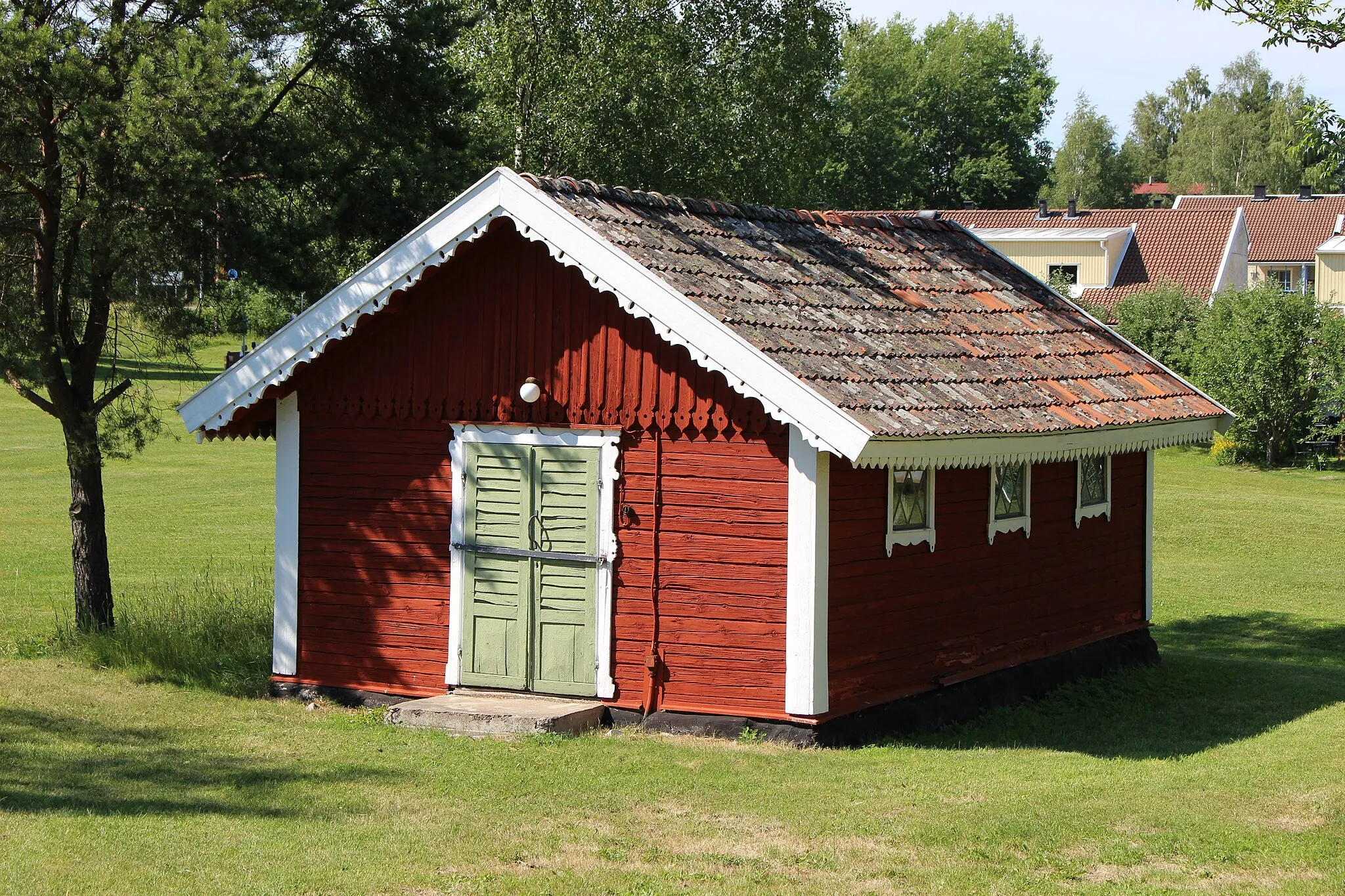Photo showing: Stuga i Karby. Vy mot norr.