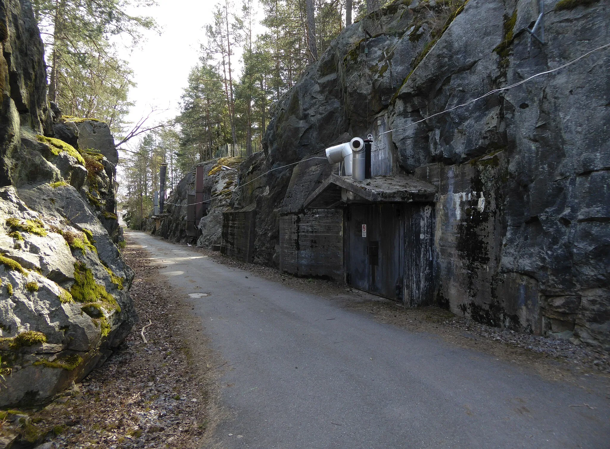 Photo showing: Ursviks militäranläggning