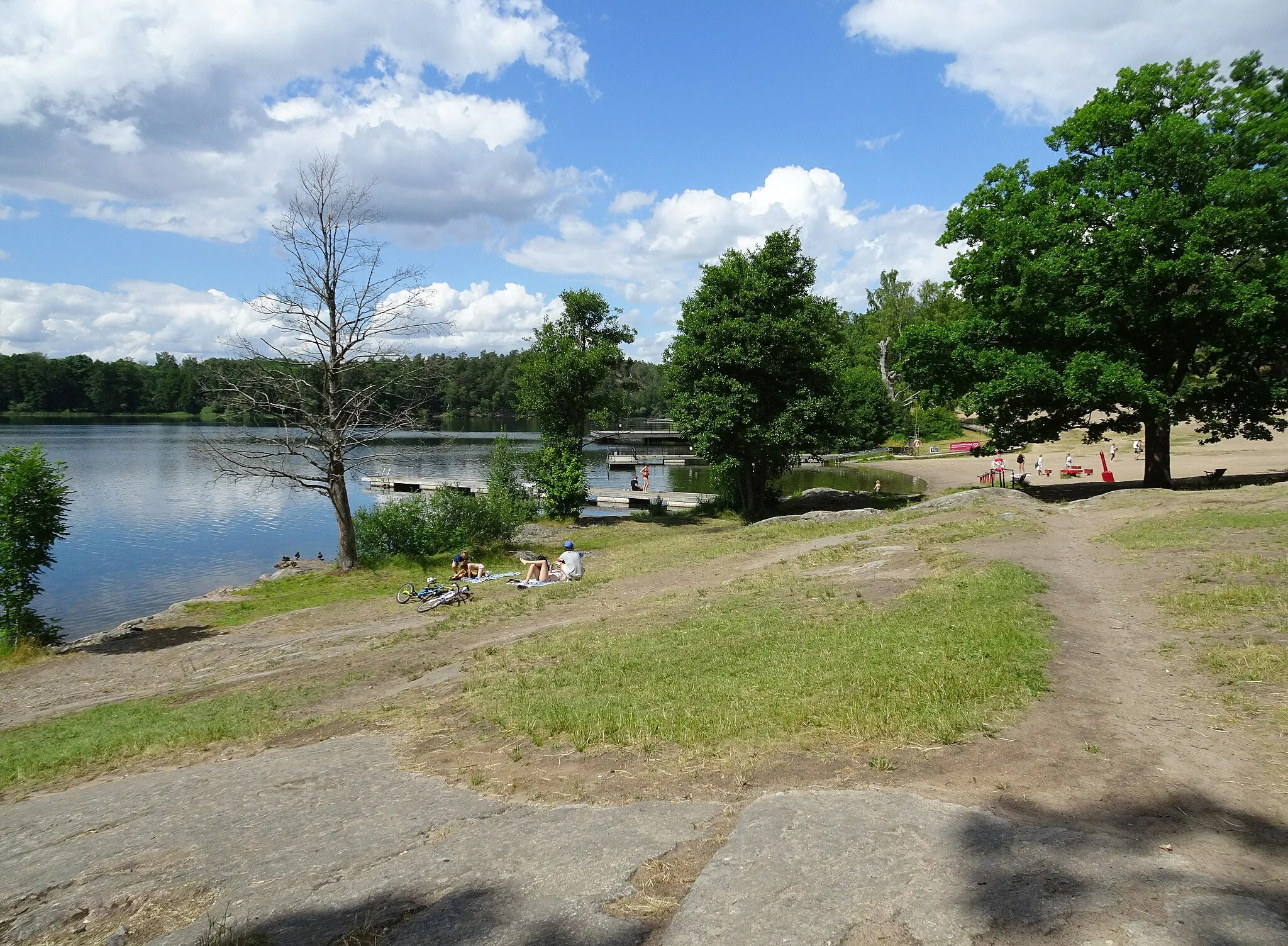 Photo showing: Flatenbadet