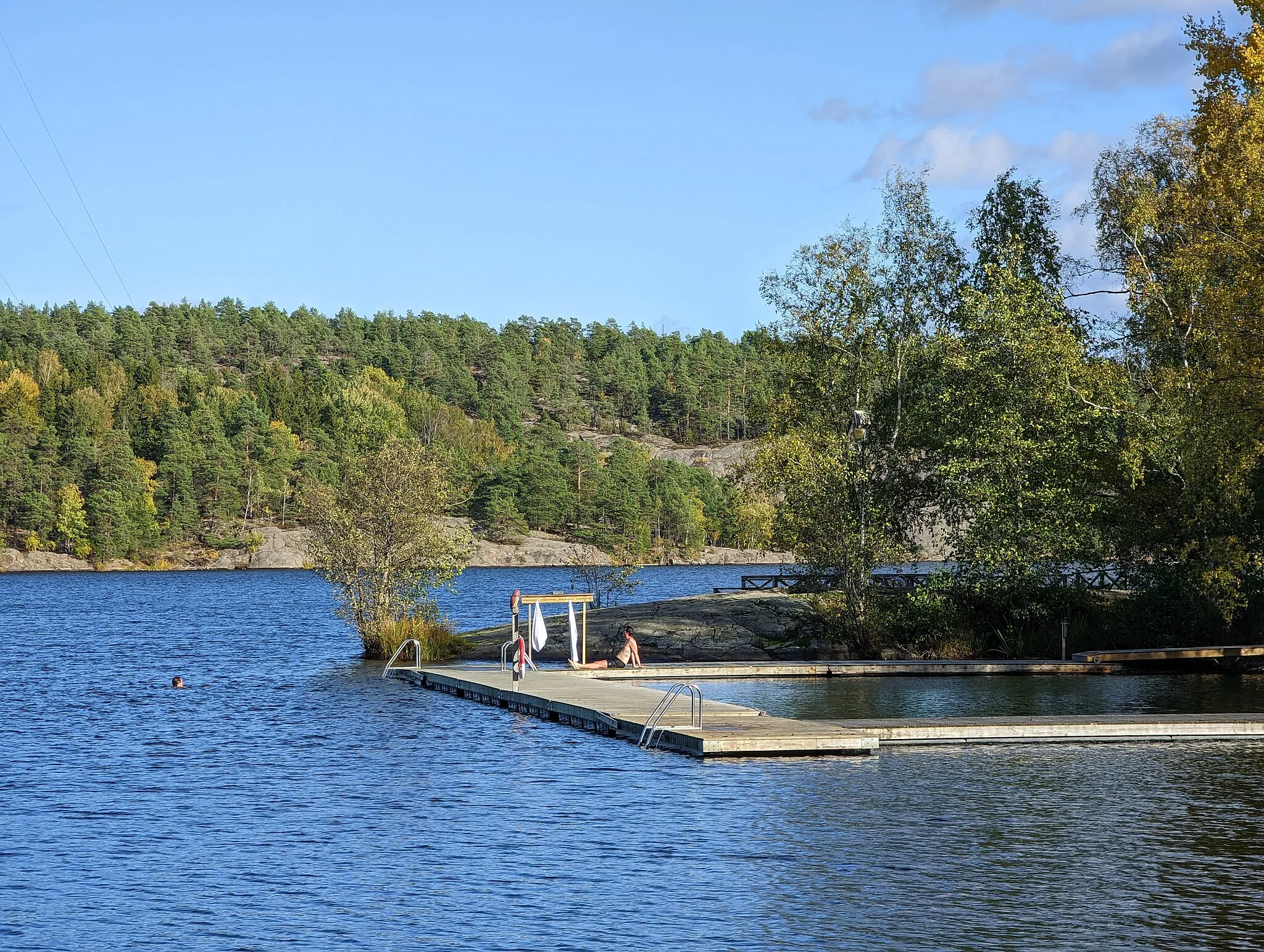 Photo showing: Bad på Hellasgården den 8 oktober 2022.