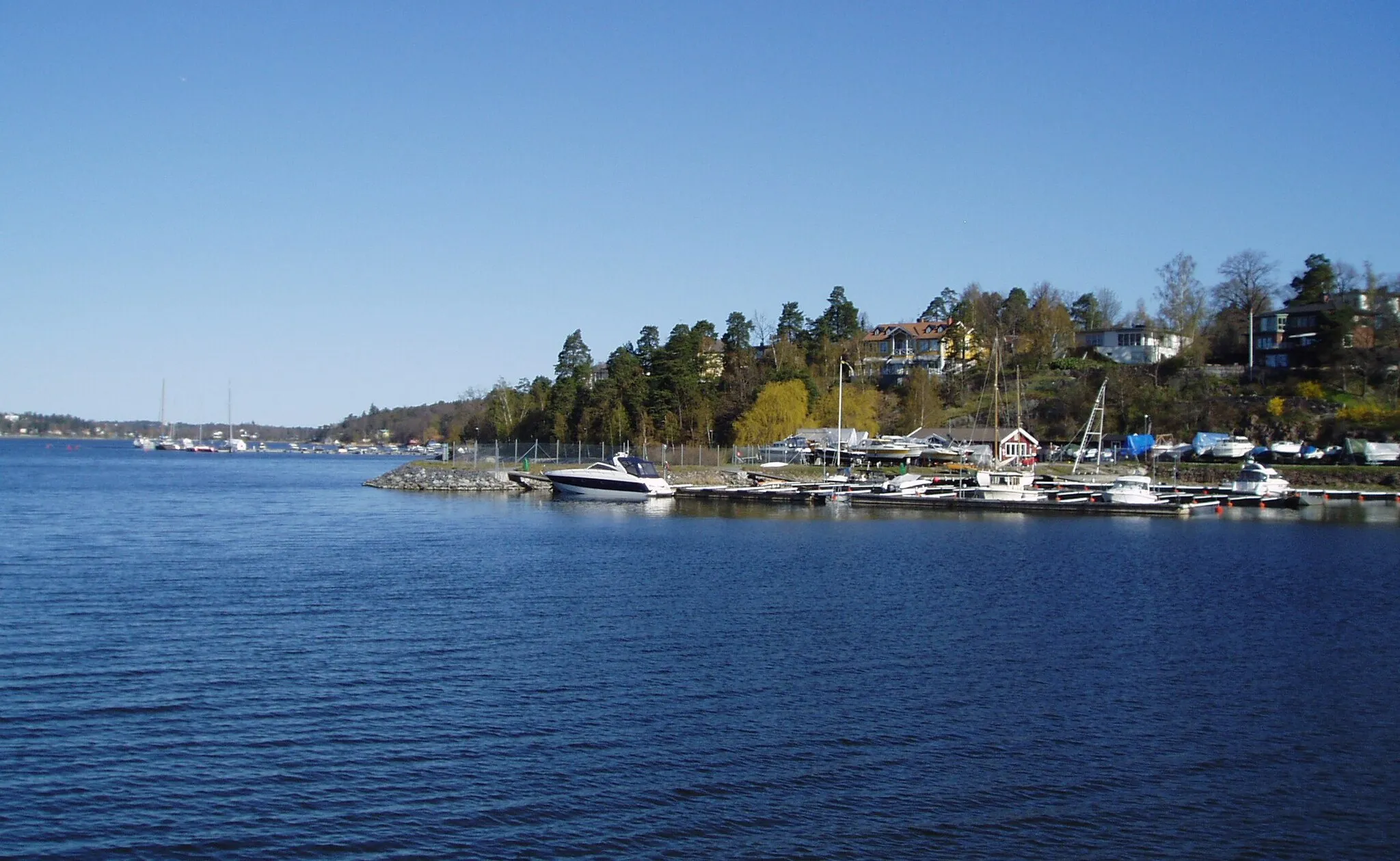 Photo showing: Lidingö, båthamn i Islingeviken