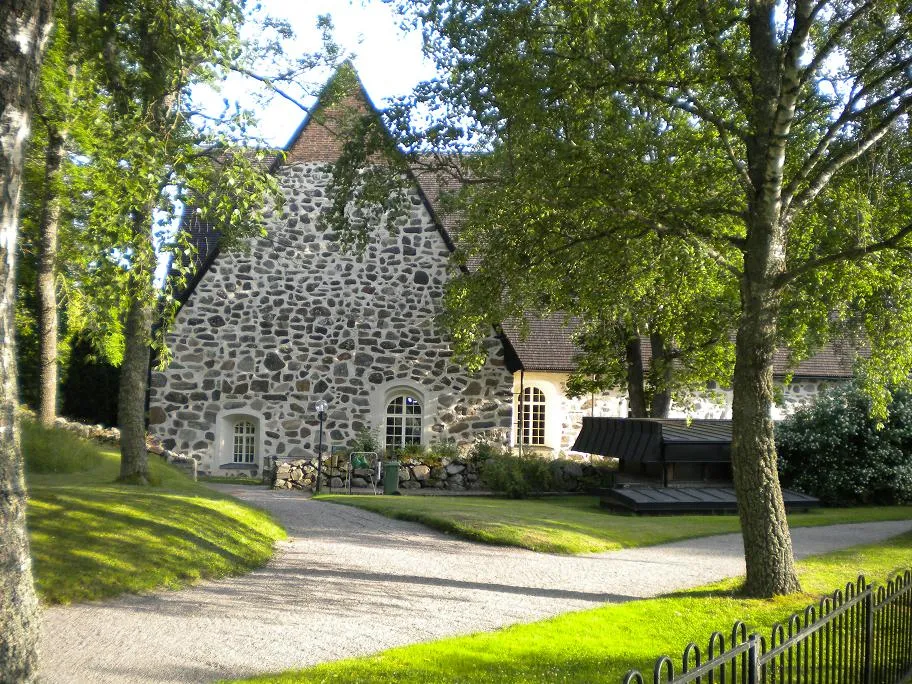 Photo showing: Värmdö Church, as released by image creator Ristesson Place: Värmdö, Sweden
