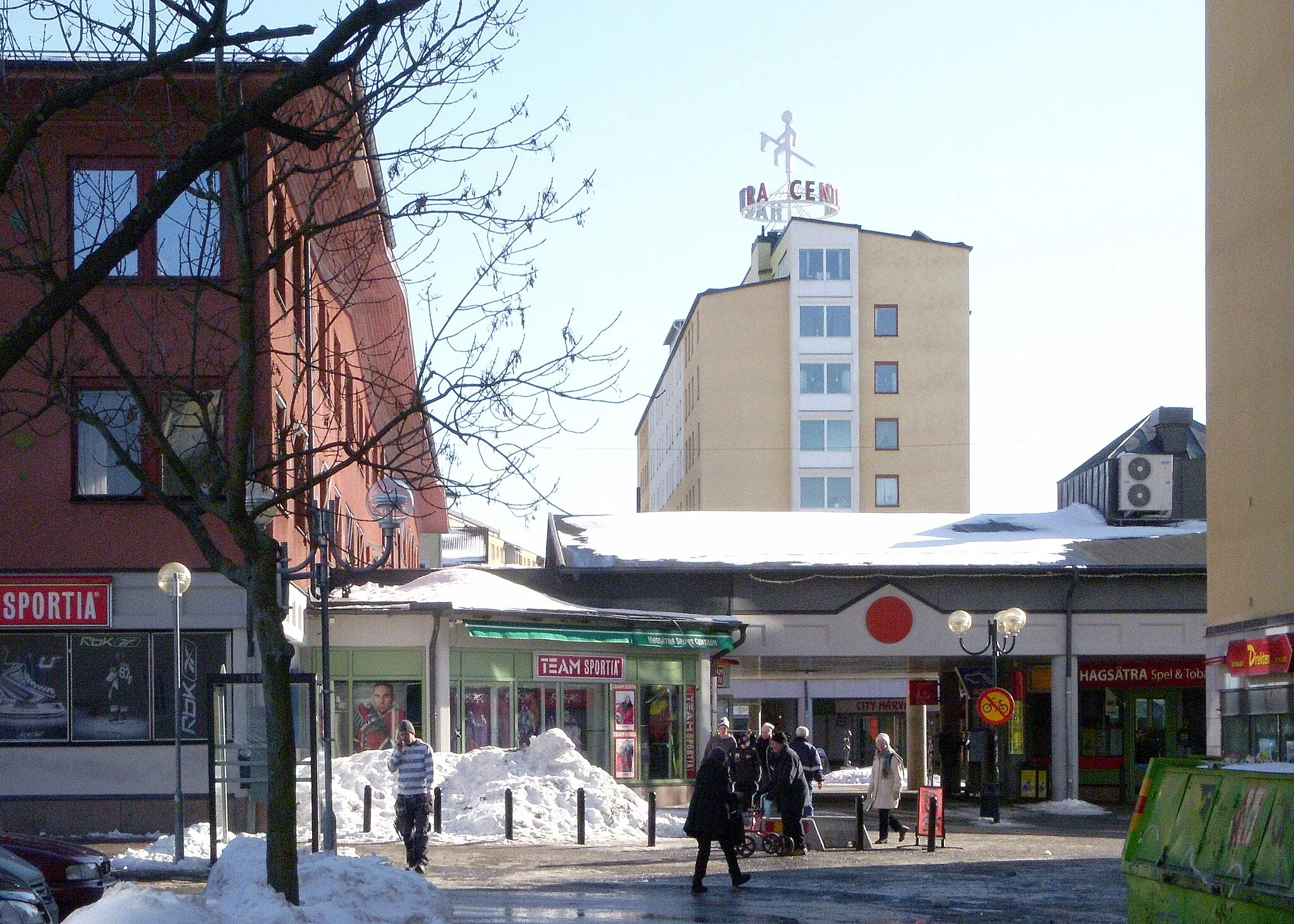 Photo showing: Hagsätra centrum