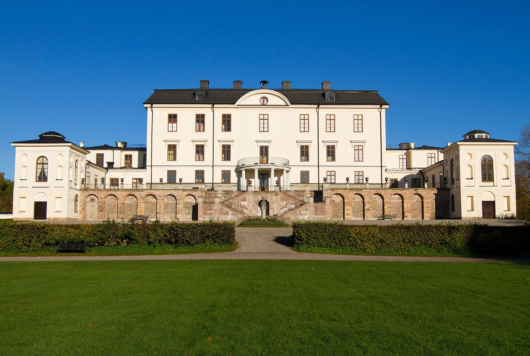 Photo showing: Rosersberg Palace, a royal palace just outside Rosersberg in Sigtuna Municipality, Sweden