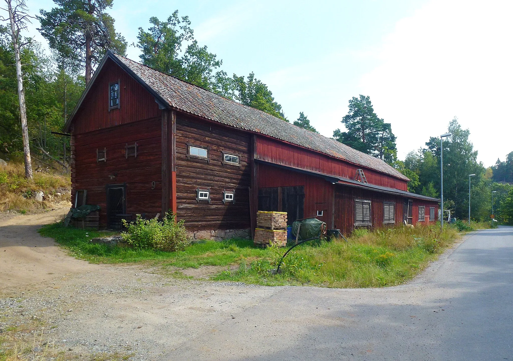 Photo showing: Kils gård, lada