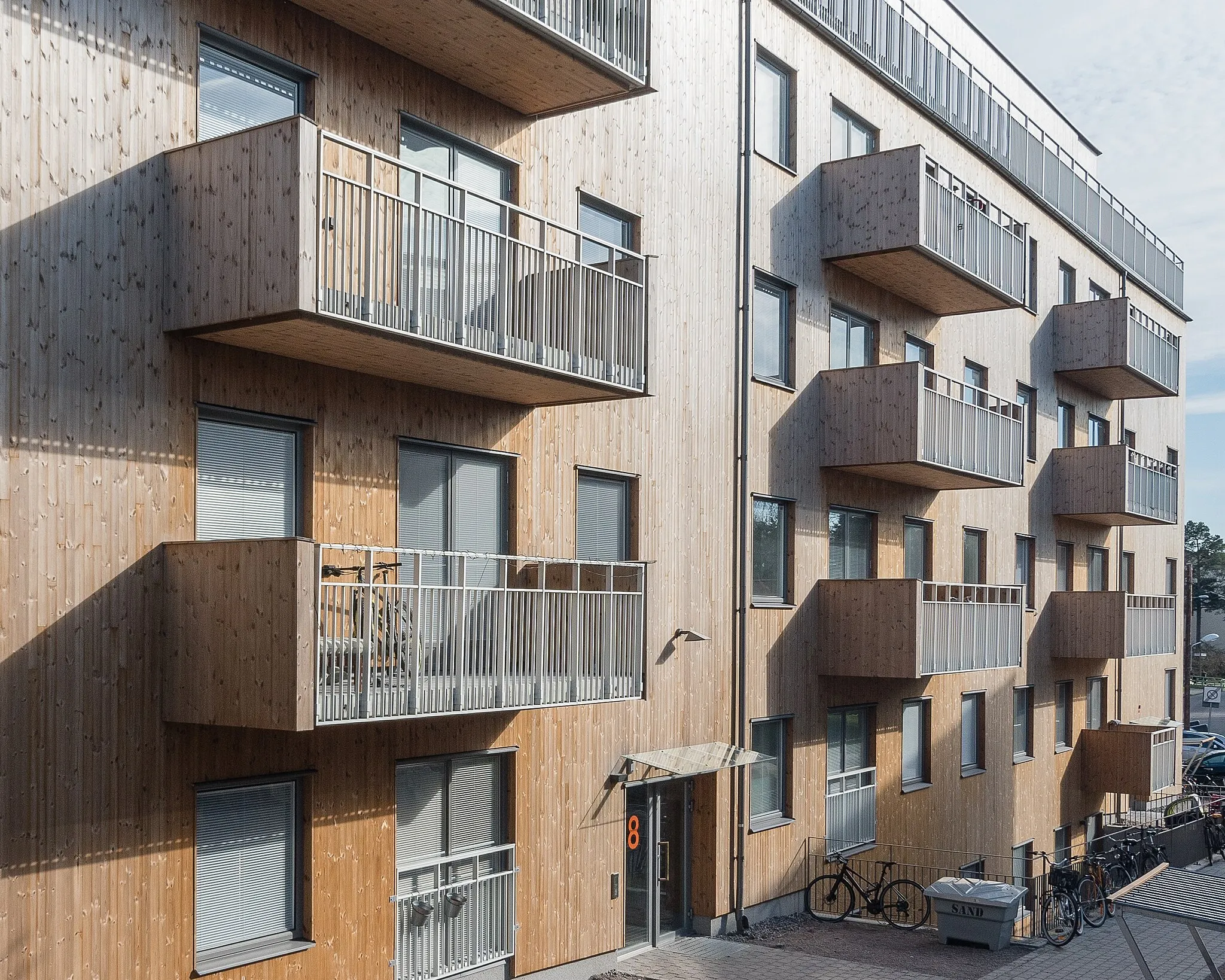 Photo showing: Residential buildings in Kvarteret Taklampan, Björkhagen (Stockholm).