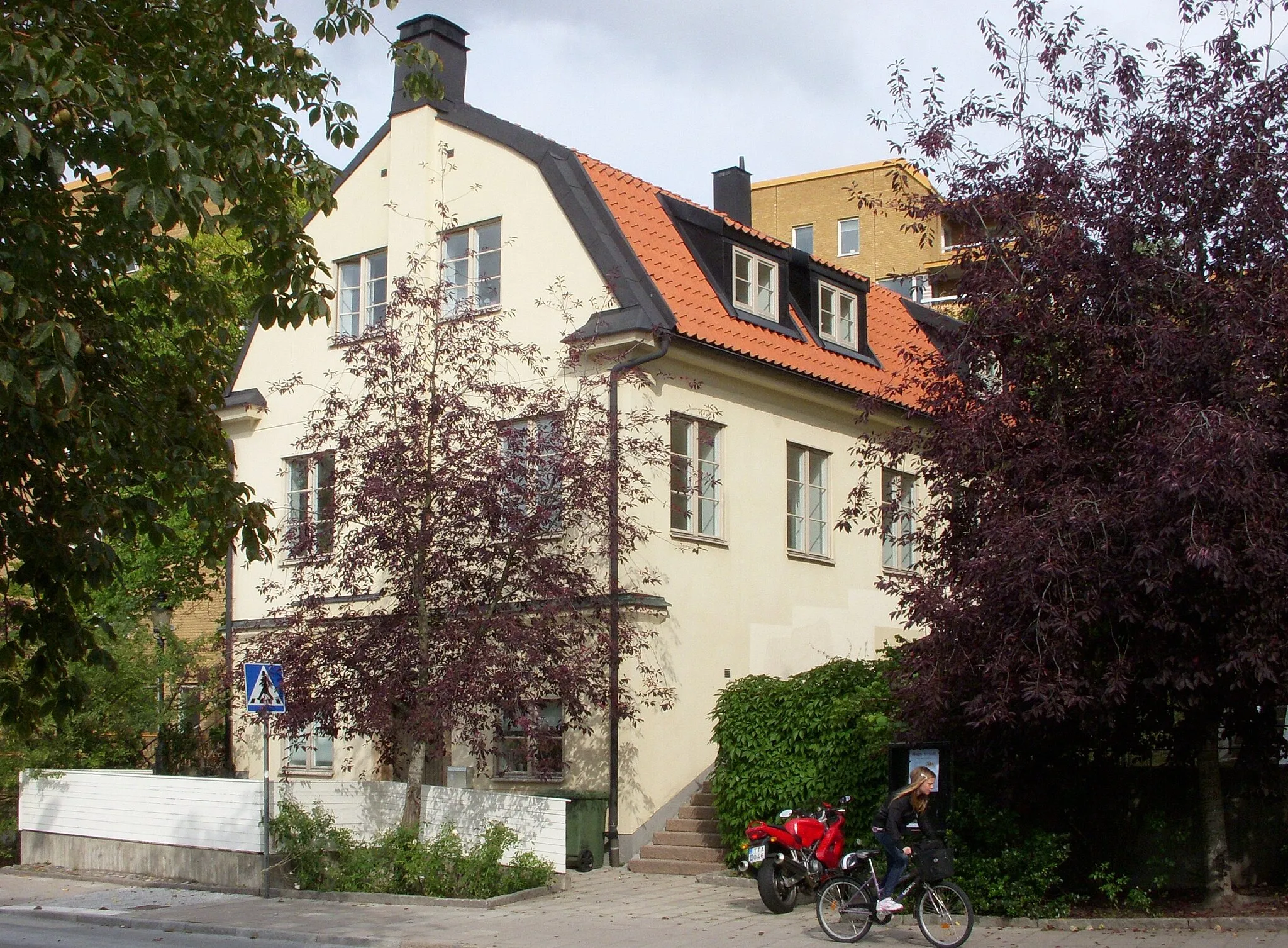 Photo showing: Ekensberg, kvarvarande bostadshus från varvstiden