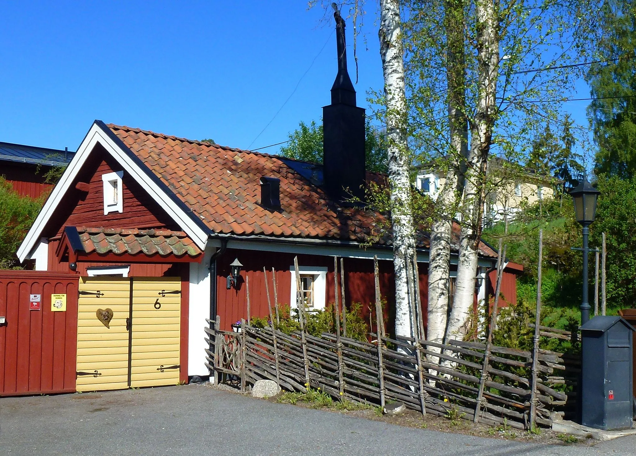 Photo showing: Altartorpet i Segeltorp