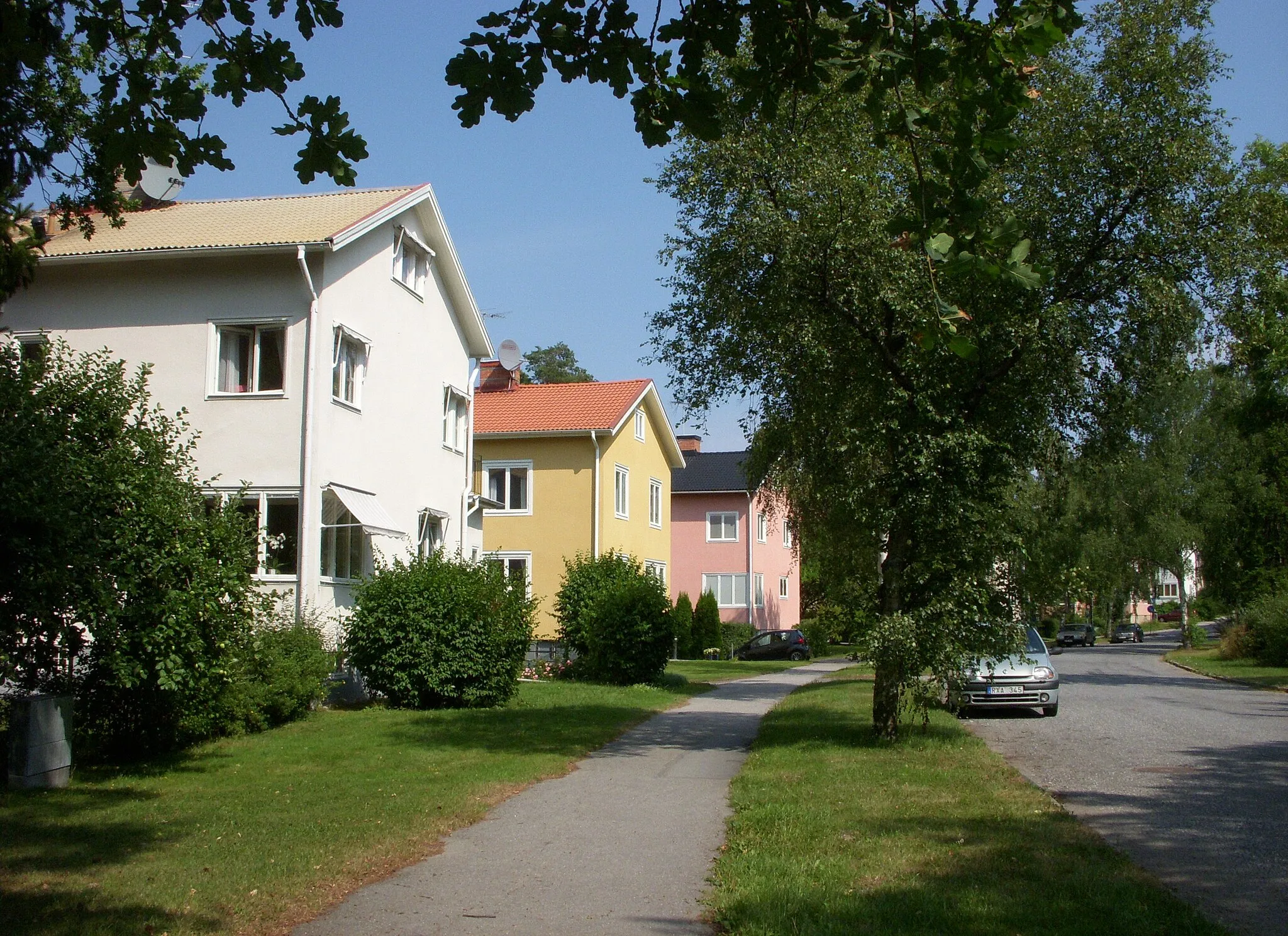 Photo showing: Nockeby, Stockholm, bebyggelsen längs Nockeby kyrkväg