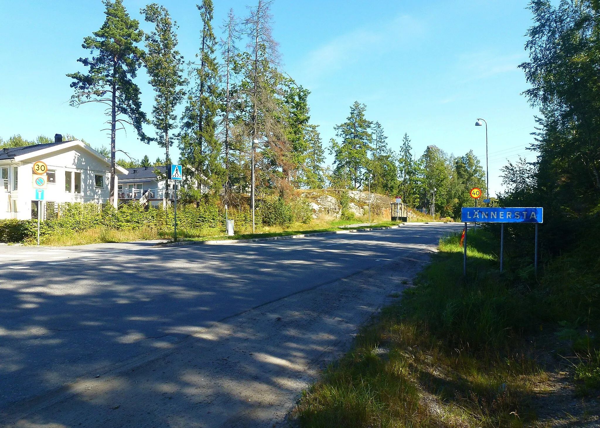 Photo showing: Lännersta, ortsskylt