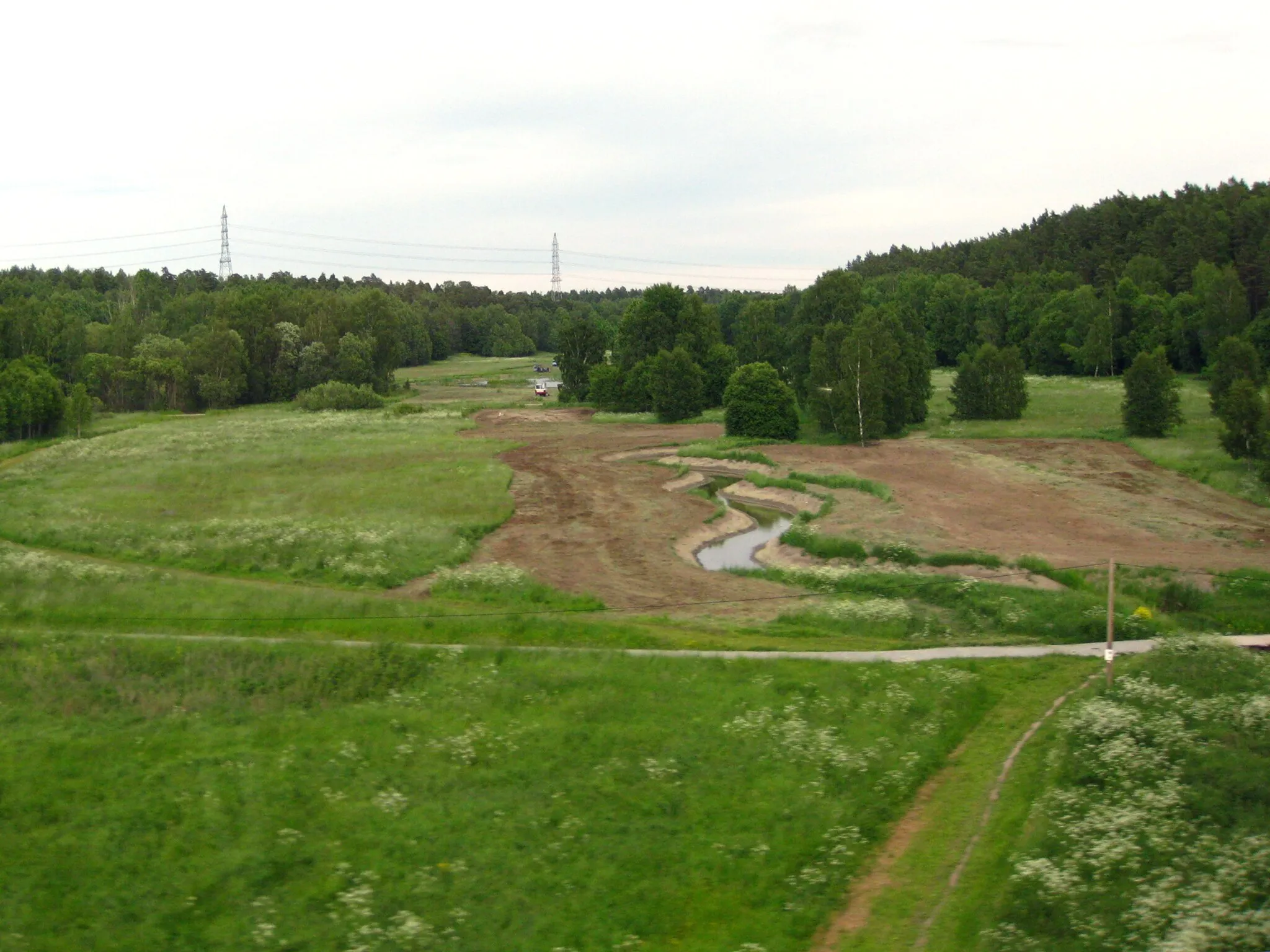 Photo showing: Igelbäcken på Järvafältet mellan Kymlinge och Ursvik, Solna kommun, norra Stockholm.