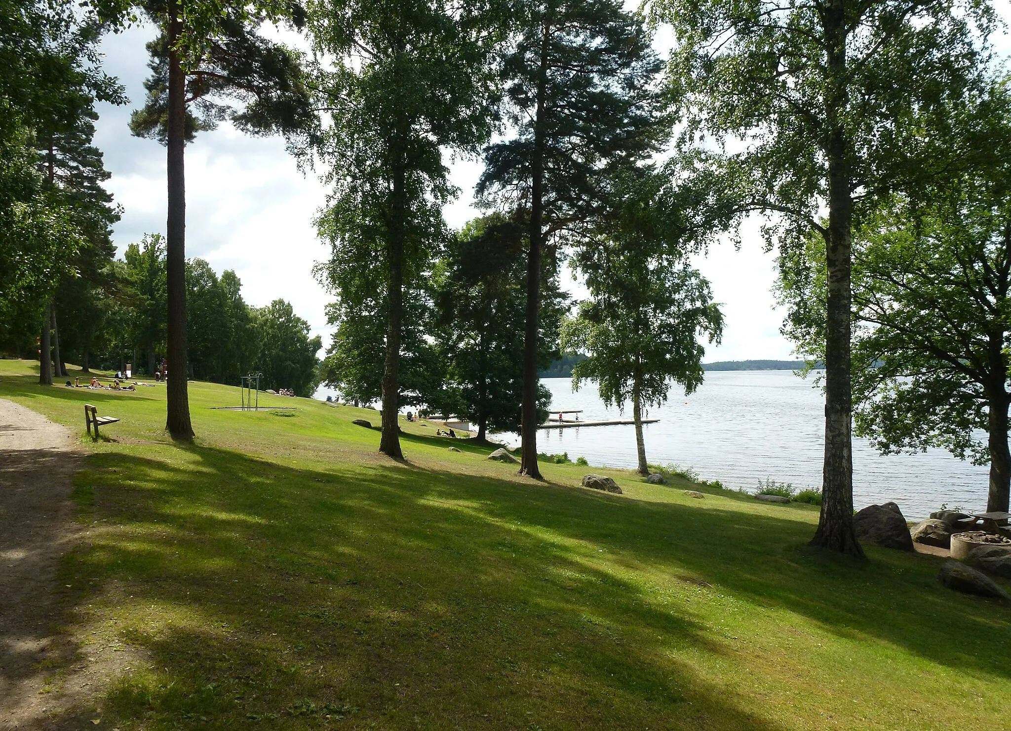 Photo showing: Görvälnsbadet