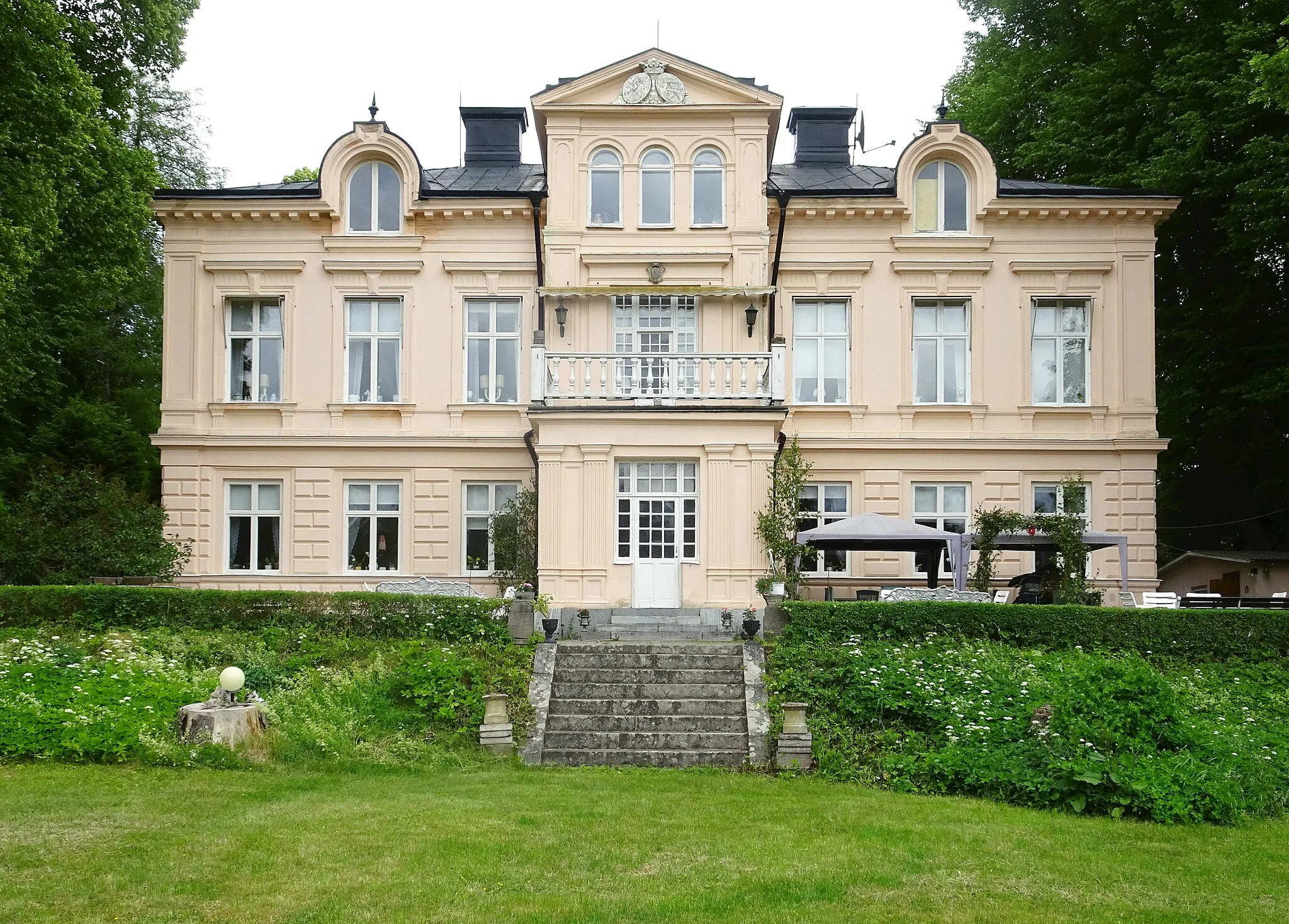 Photo showing: Lindholmens gård, huvudbyggnad