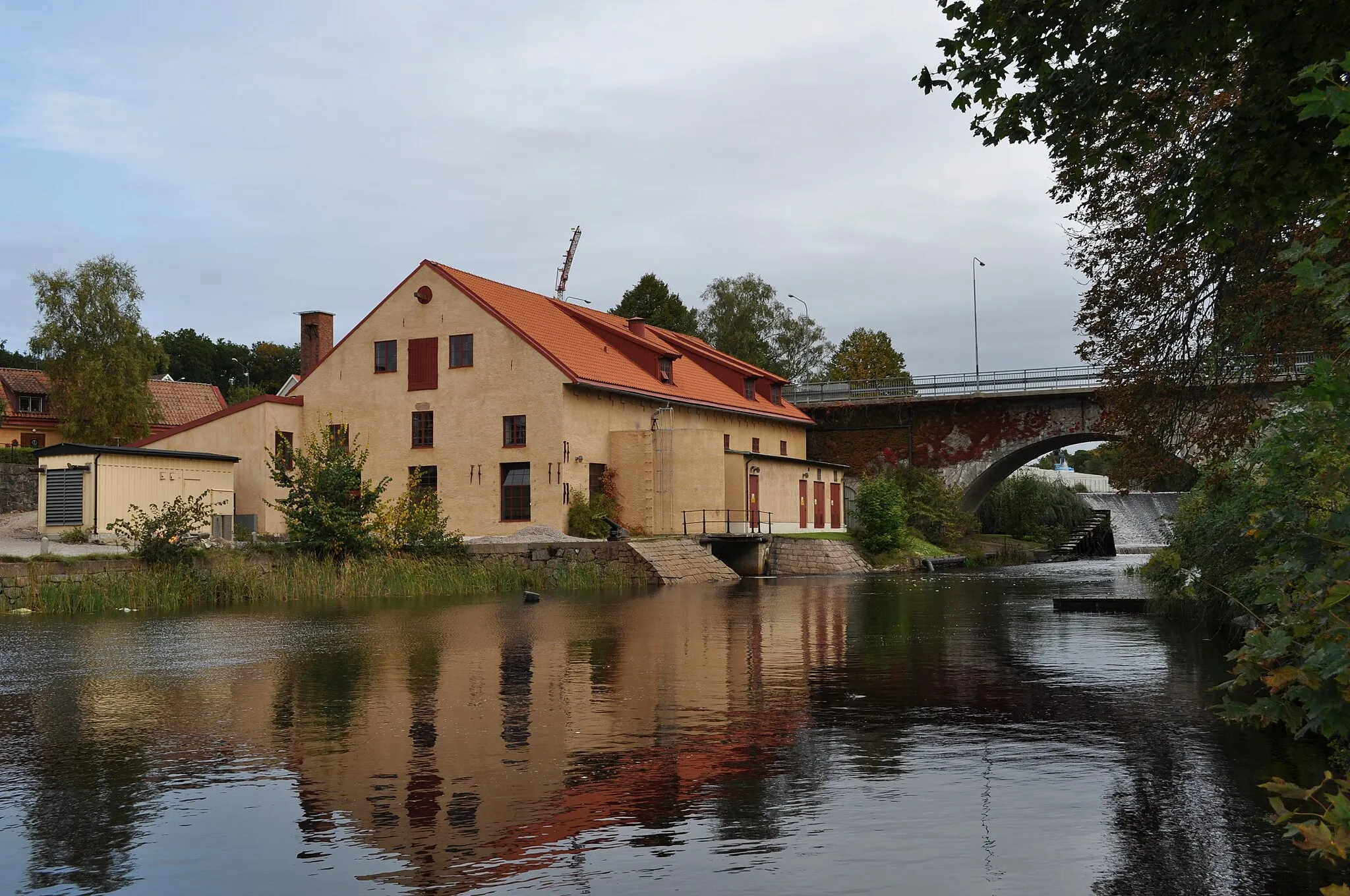 Photo showing: The watermill in Lyckeby, named Kronokvarnen.