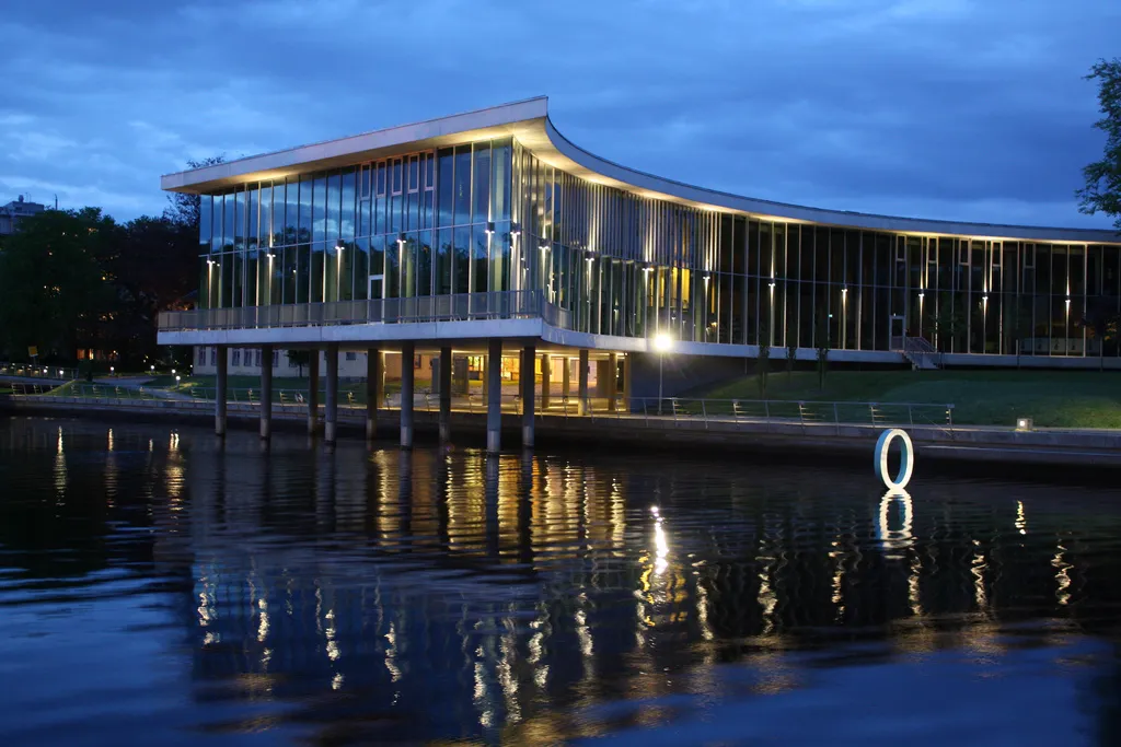 Photo showing: Halmstad Public Library, Sweden.