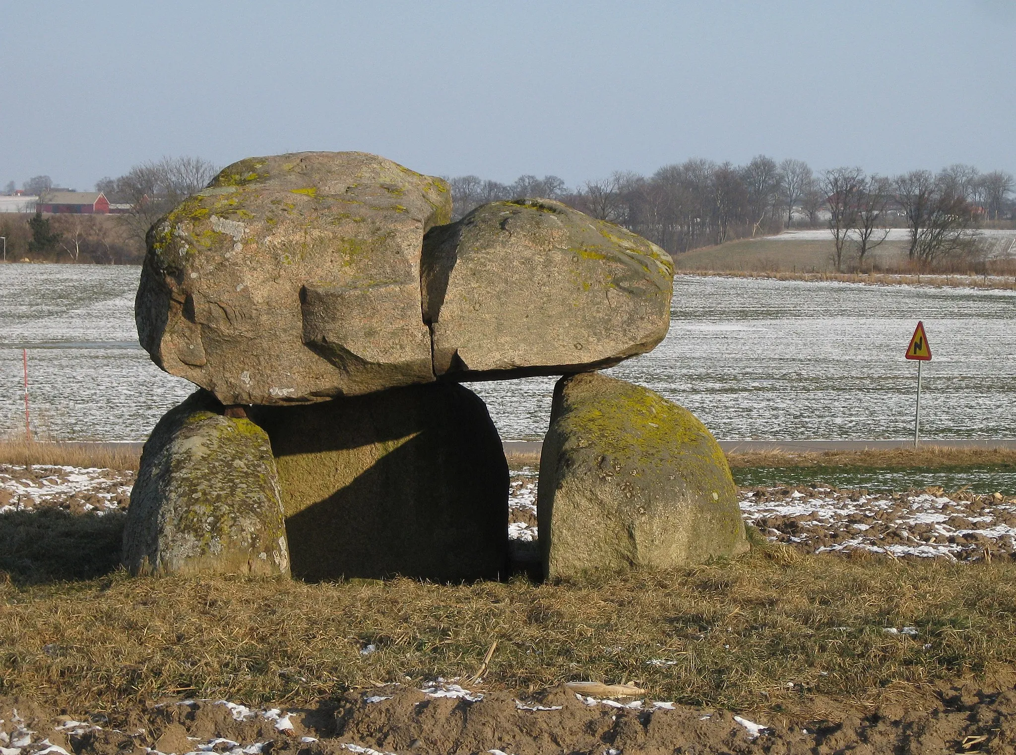 Photo showing: Gravdös söder om Gantofta i Skåne