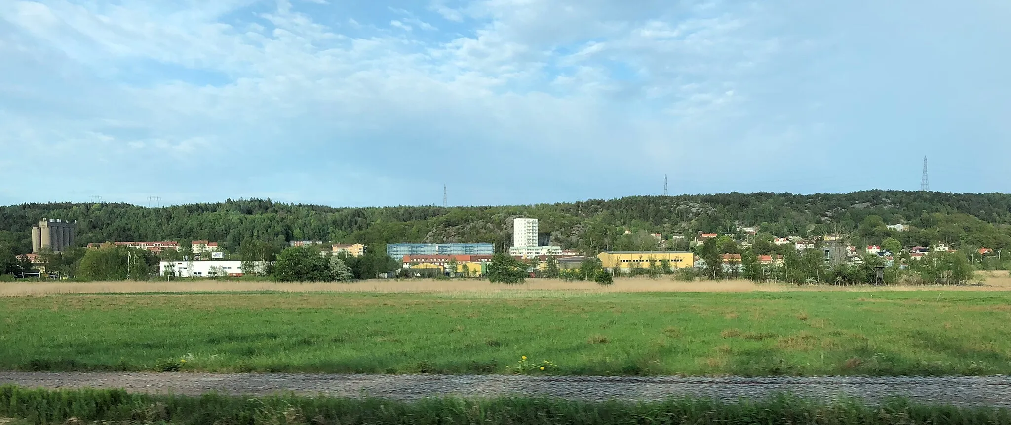 Photo showing: Surte township in the Ale Municipality, along the Göta river, north of Gothenburg, Sweden