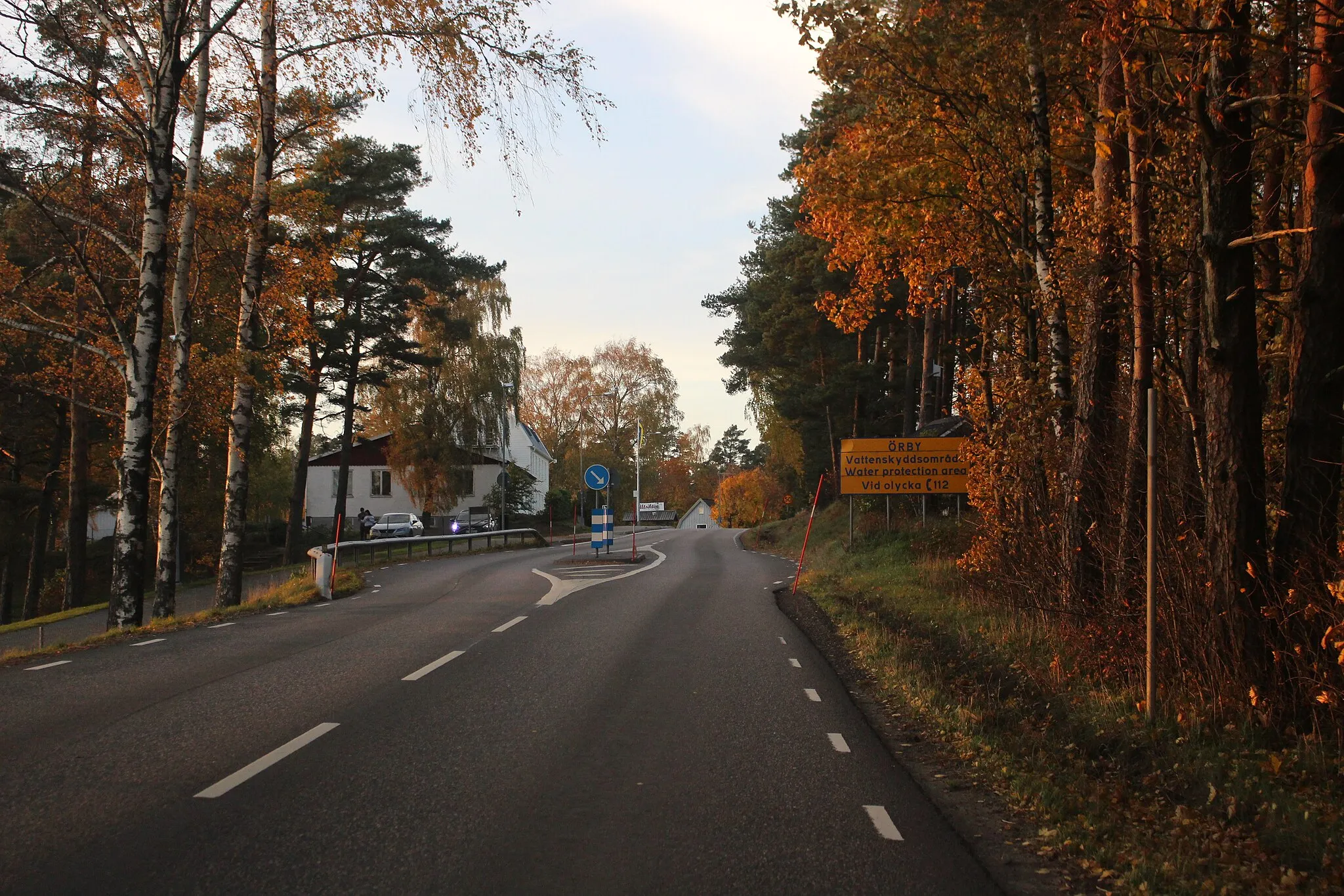 Photo showing: Öresjövägen i södra delen av Örby.