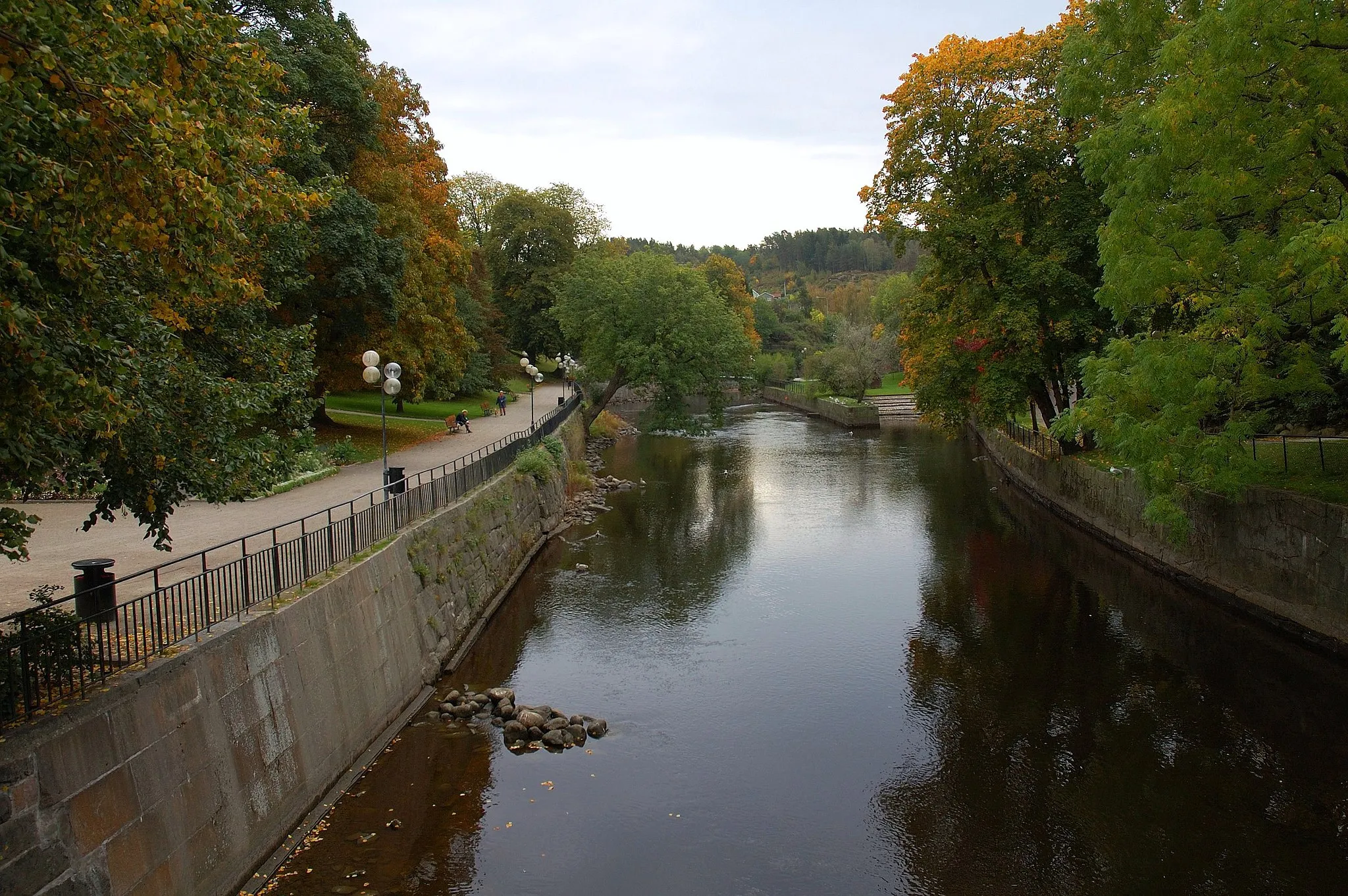 Photo showing: Uddevalla centrum, Bäveån