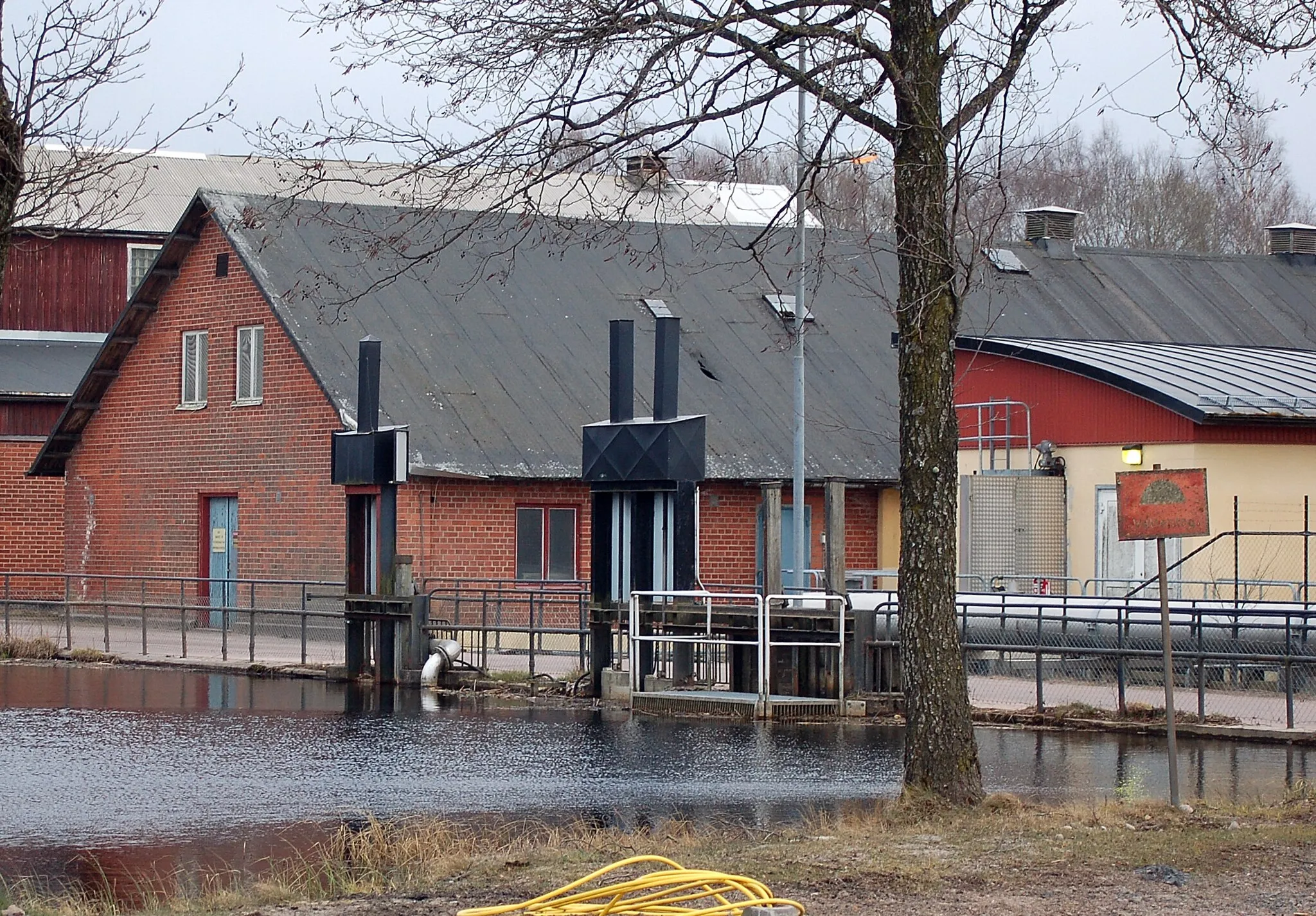 Photo showing: Vattenfördämning i Bäckhammar, Kristinehamn.