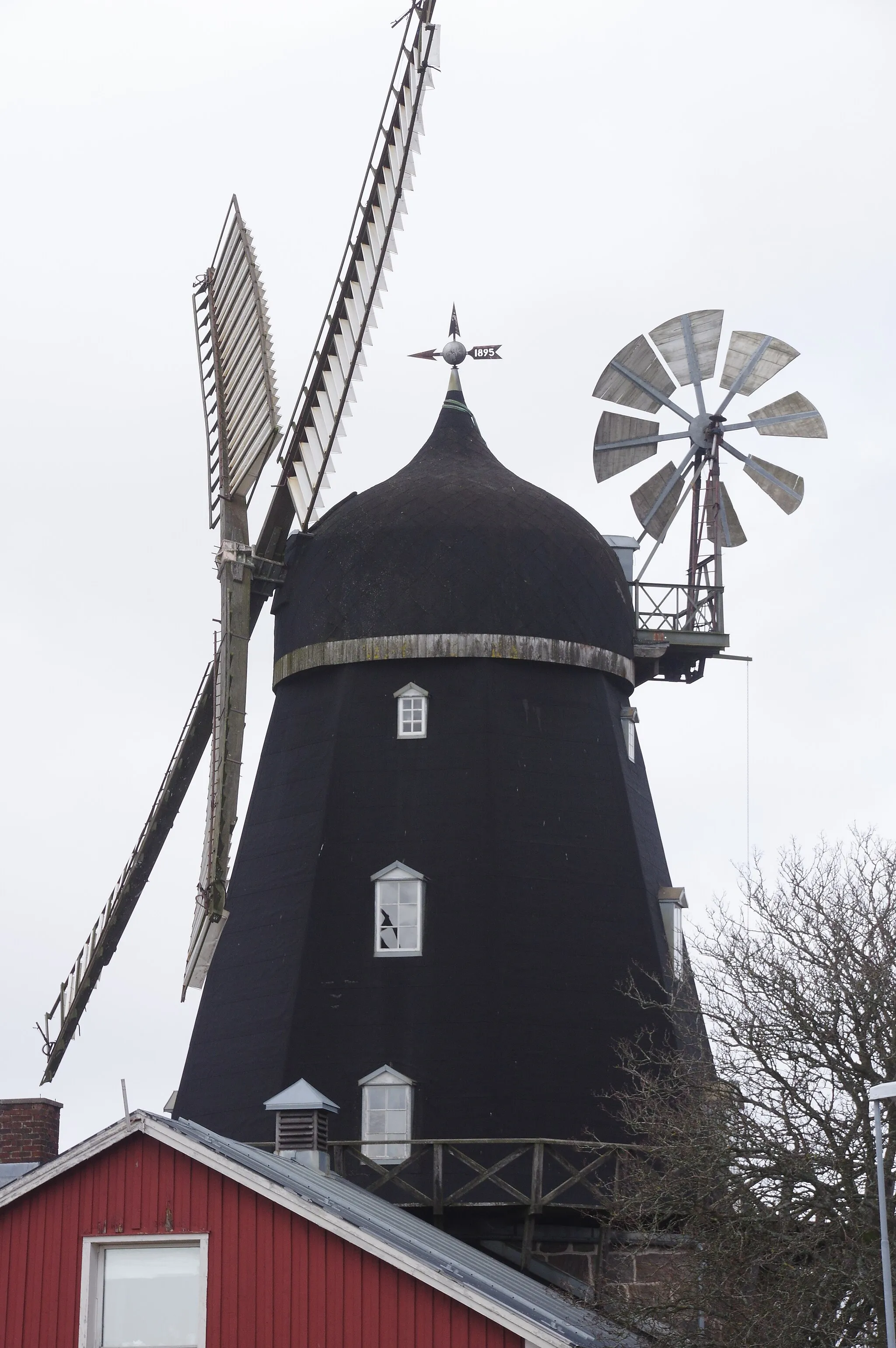 Photo showing: The windmill in Harplinge is self-regulated