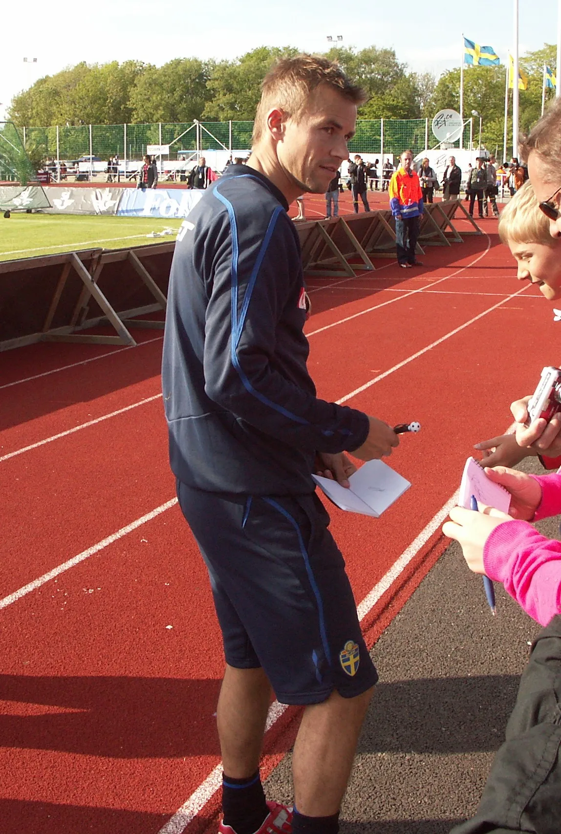 Photo showing: Niclas Alexandersson at the Swedish national team's training camp at Nösnäsvallen in Stenungsund (Sweden), a few weeks before the European Championships 2008.