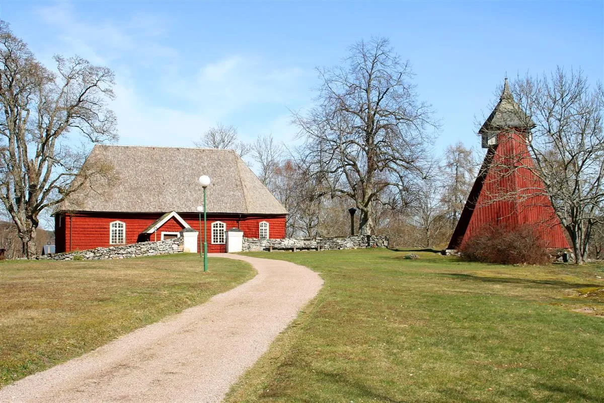 Photo showing: Fröskog Church