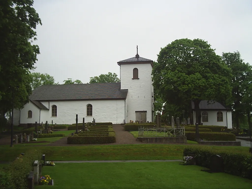 Photo showing: sv:Väne-Åsaka kyrka i sv:Åsaka-Björke församling i sv:Trollhättans kommun.

Fotograf: Tubaist