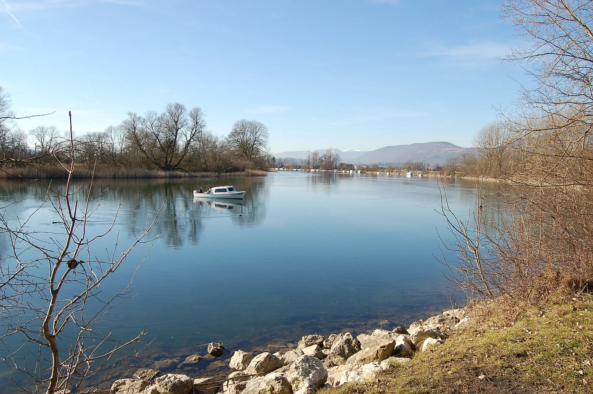 Photo showing: Aare near Bellach, Altreu, Grenchen in Switzerland