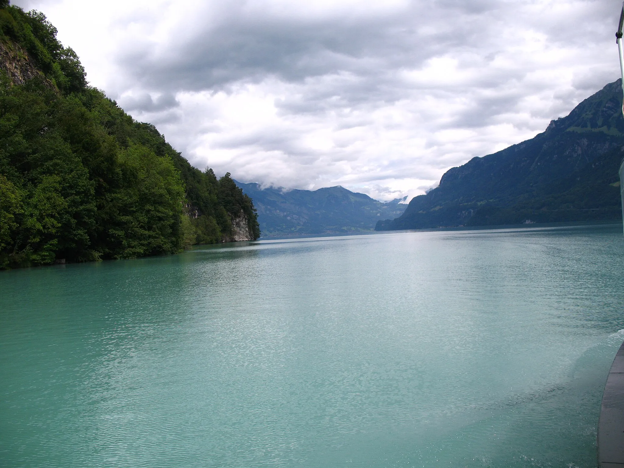 Photo showing: Lake Brienz, Goldswil, Switzerland