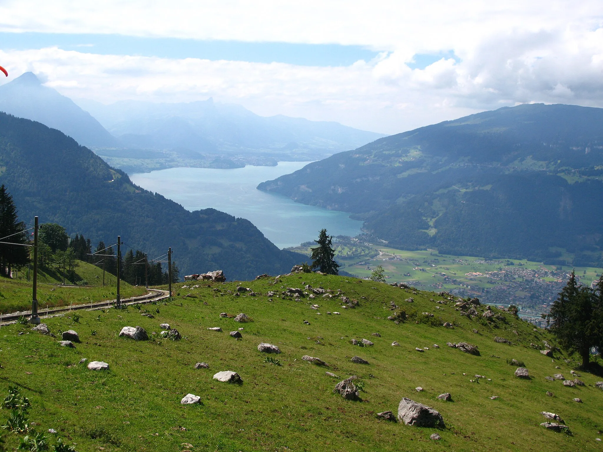 Photo showing: Dreispitz, Abendberg, Lake Thun, and Interlaken viewed from the Schynige Platte Railway, Switzerland