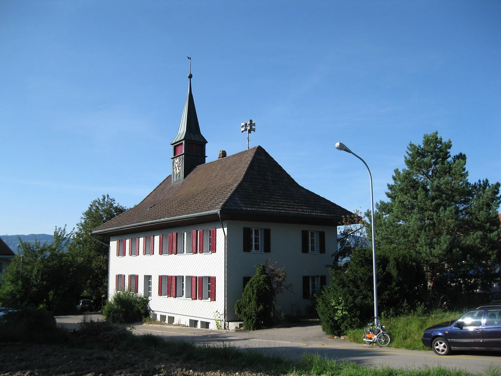 Photo showing: Schulhaus Bolken