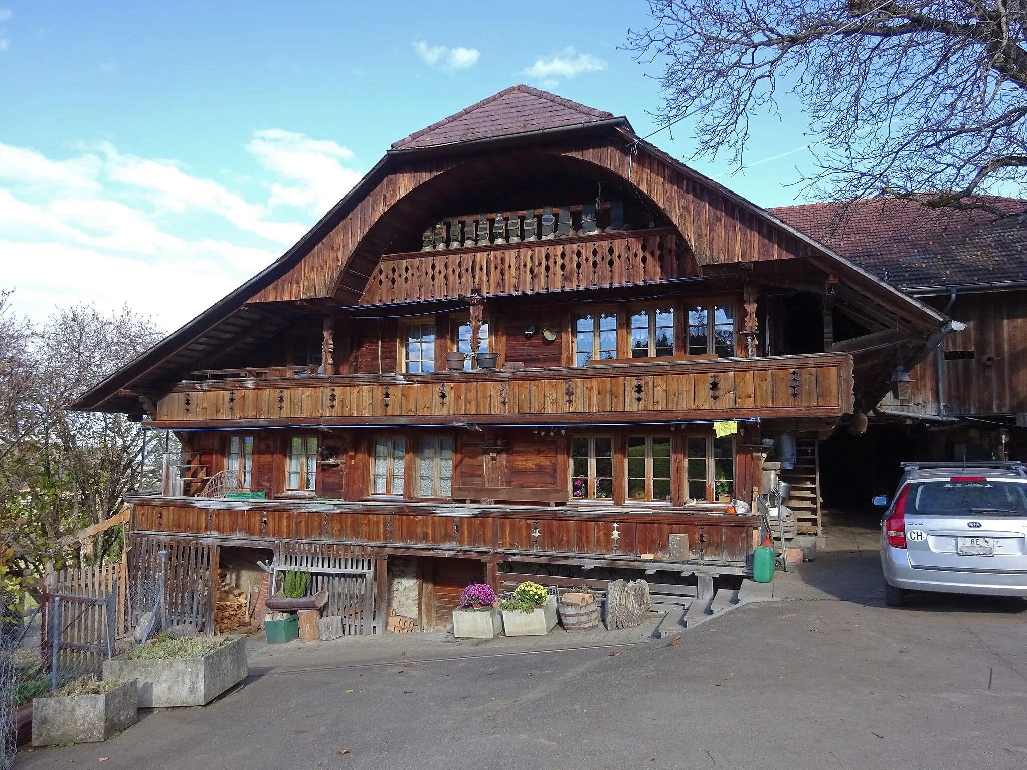 Photo showing: Bauernhaus, Heiligenschwendi BE, Schweiz