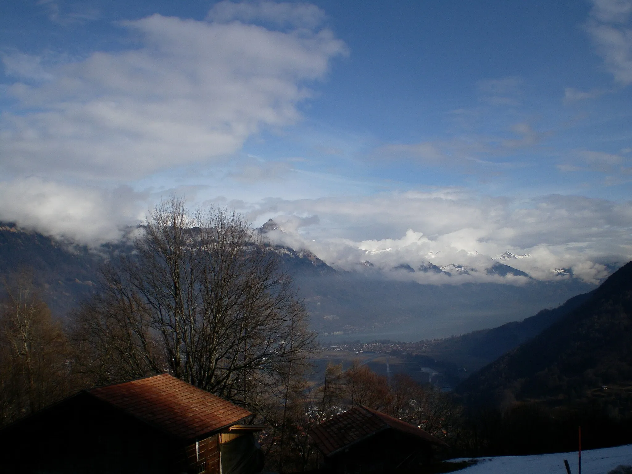 Photo showing: wiew of interlaken and brienz lake from saxeten