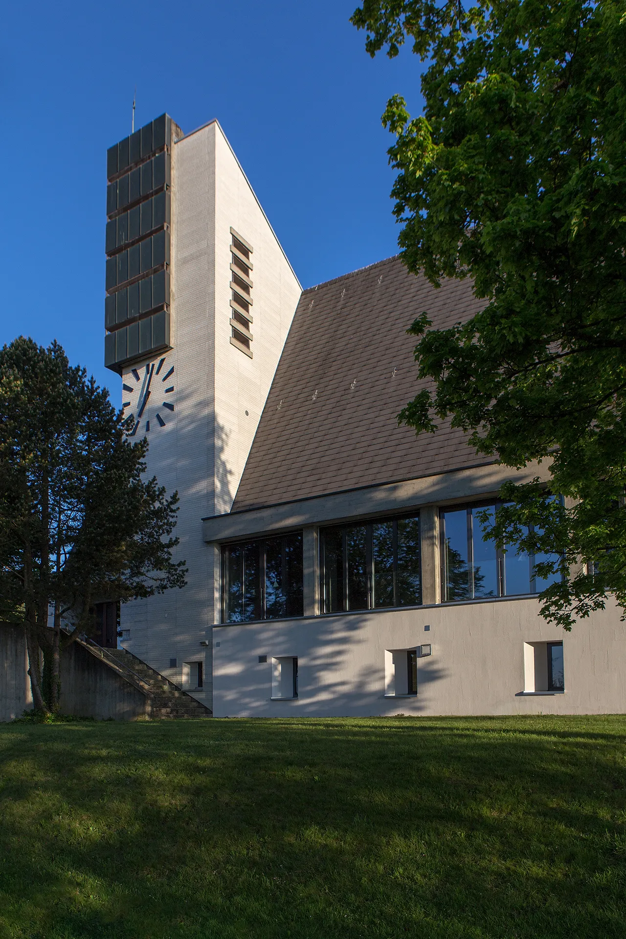 Photo showing: Reformierte Kirche in Lohn (SO)