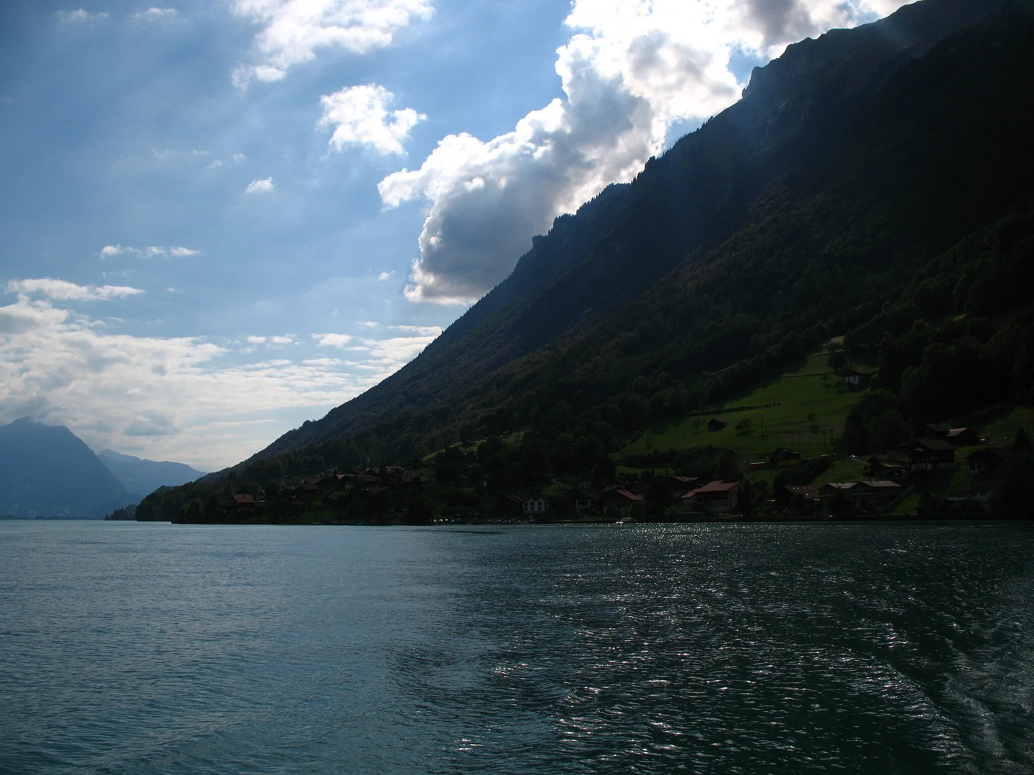 Photo showing: Oberried on Lake Brienz,
Switzerland