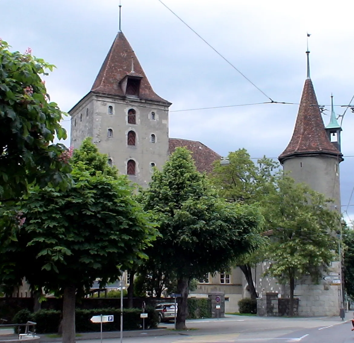 Photo showing: Schloss Nidau Blick von Westen