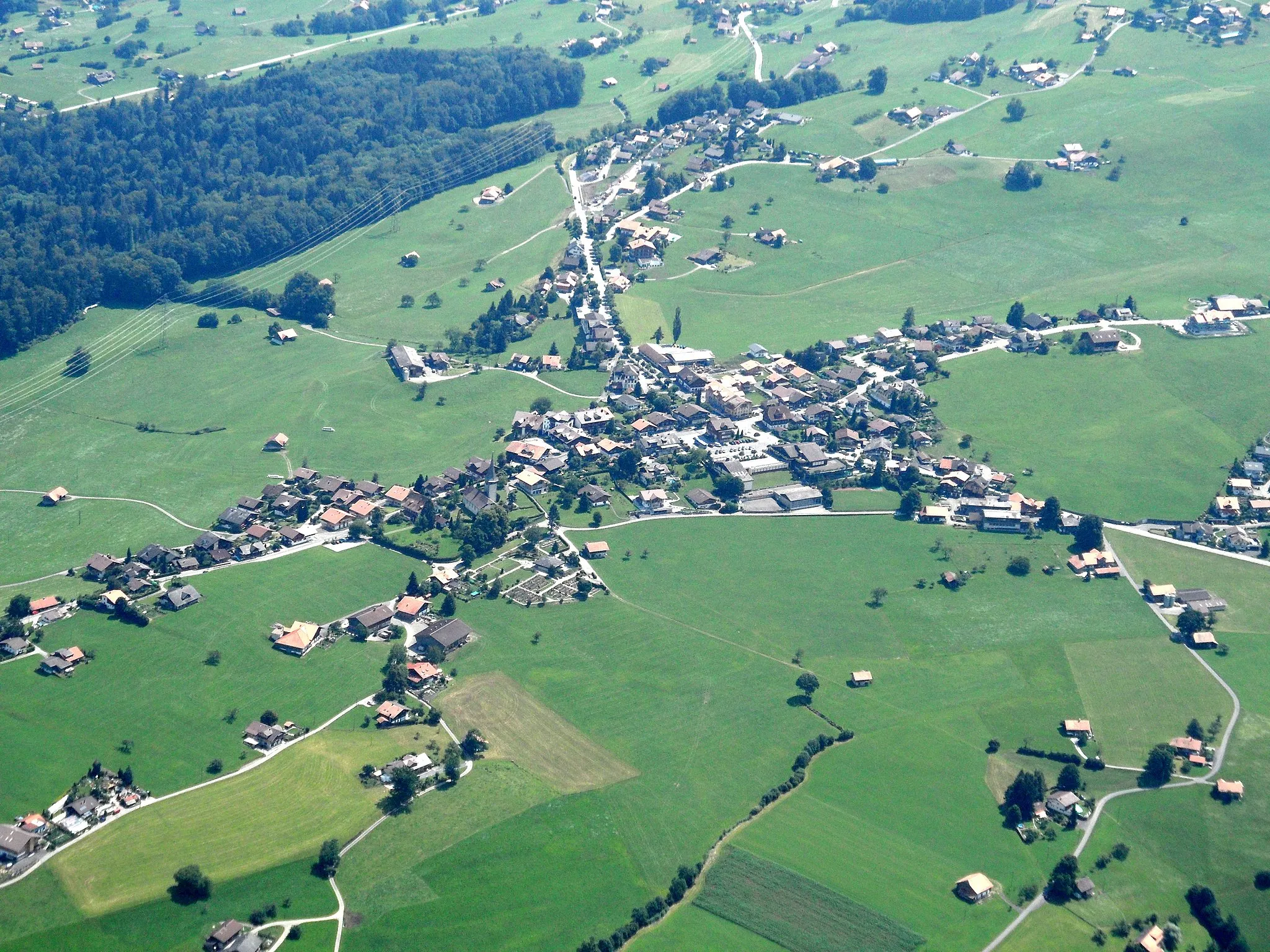 Photo showing: Aeschi bei Spiez by air