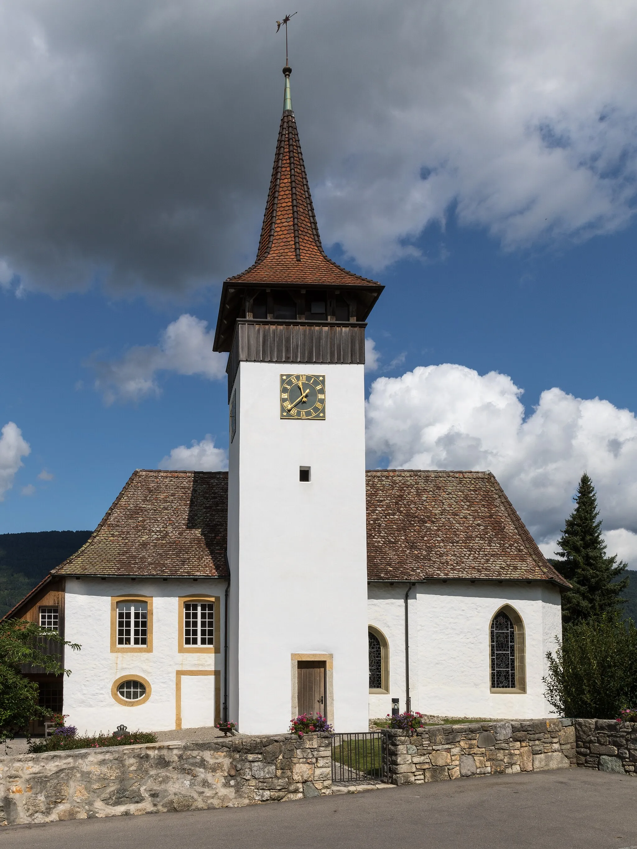Photo showing: Reformierte Kirche Sutz-Lattrigen