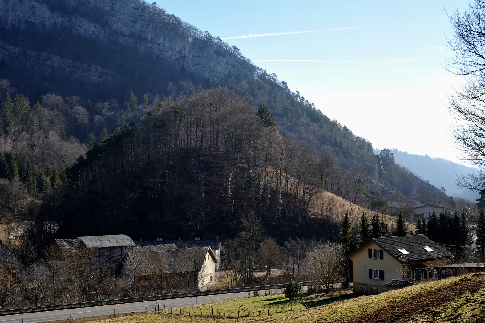 Photo showing: Rondchâtel, the «castle hill»; Berne, Switzerland.