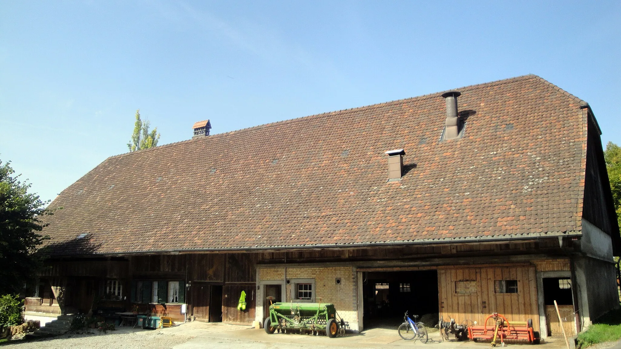 Photo showing: Köniz, Herzwil, Bauernhaus (Herzwilstrasse 175), Ostseite