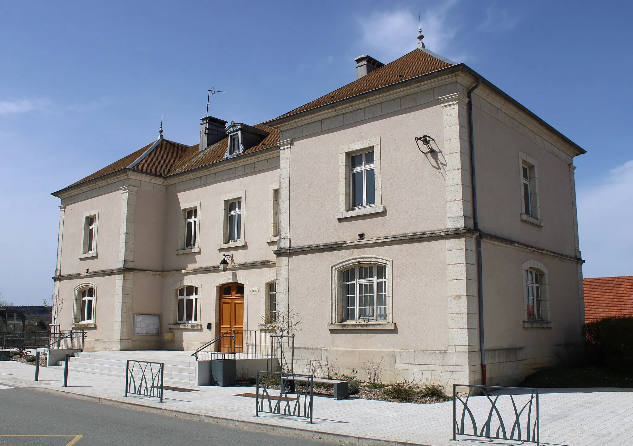 Photo showing: La mairie