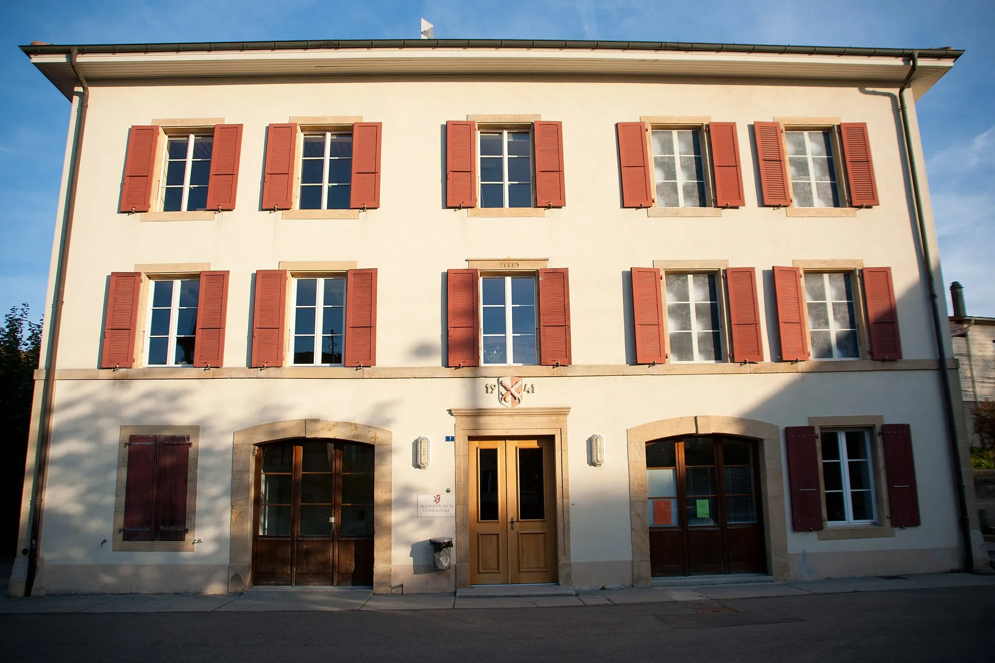 Photo showing: Maison de commune d'Essertines-sur-Yverdon, canton de Vaud, Suisse.