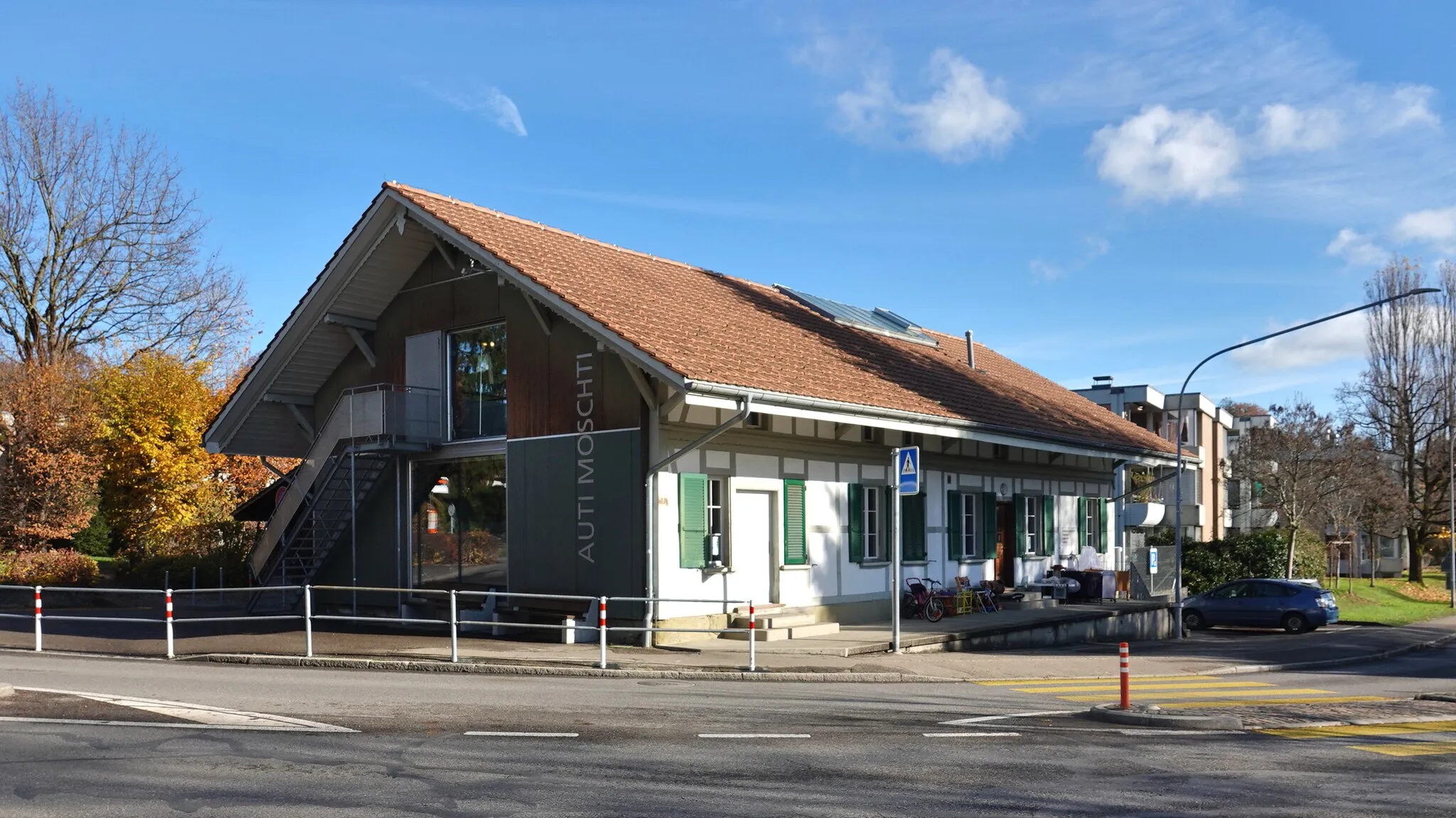 Photo showing: Ehemalige Käserei, zuletzt genutz als Mosterei, heute Musikschule