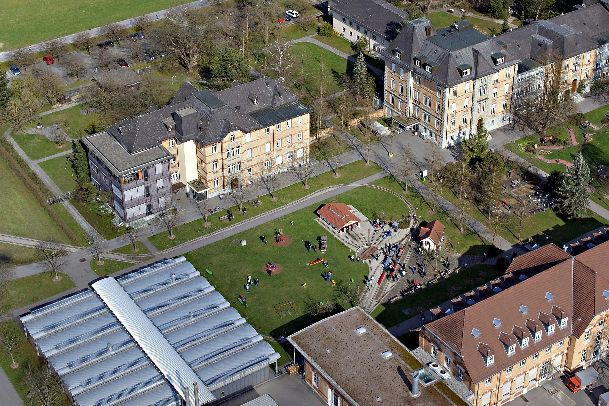 Photo showing: Psychiatrisches Zentrum Münsingen, Dampfbahnhof