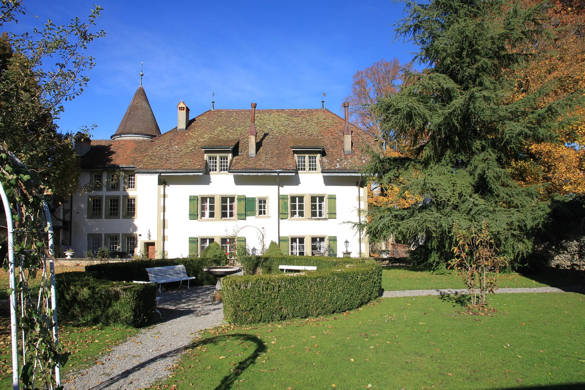 Photo showing: Schloss La Grande Riedera, Freiburger Gemeinde Le Mouret/Schweiz