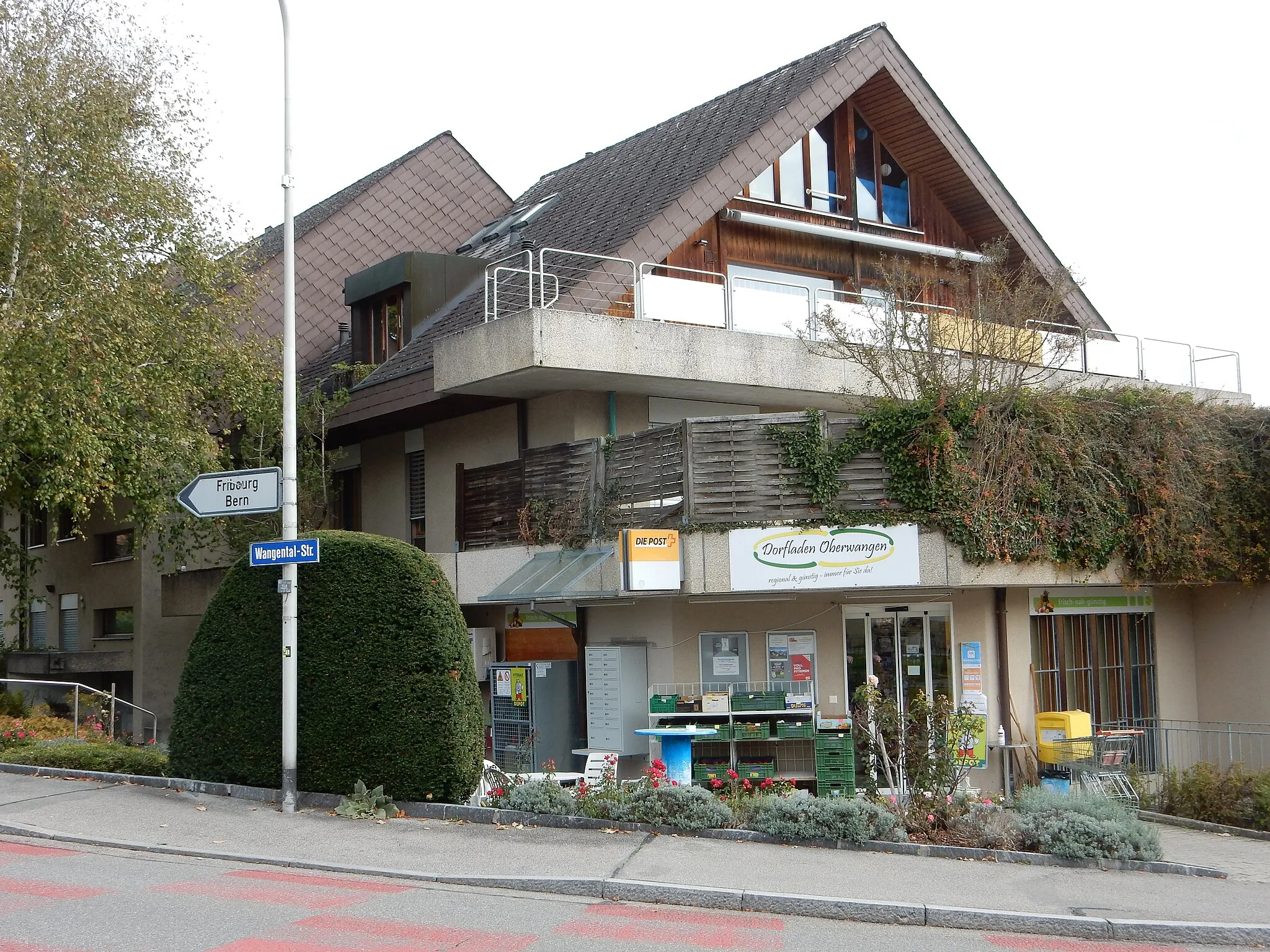 Photo showing: Oberwangen (Kanton Bern, Schweiz): Post im Dorfladen