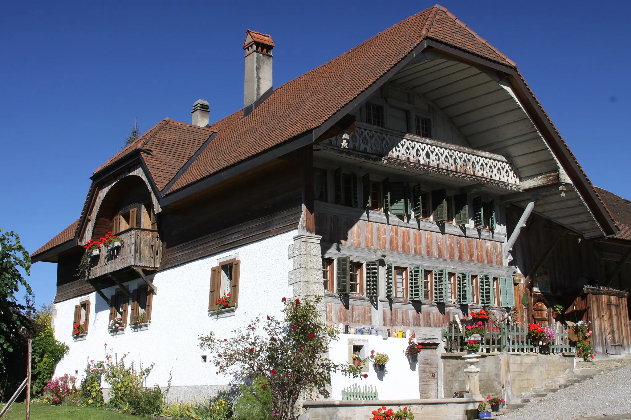 Photo showing: Farmhouse, Route de l’ Église 57, Praroman-Le Mouret